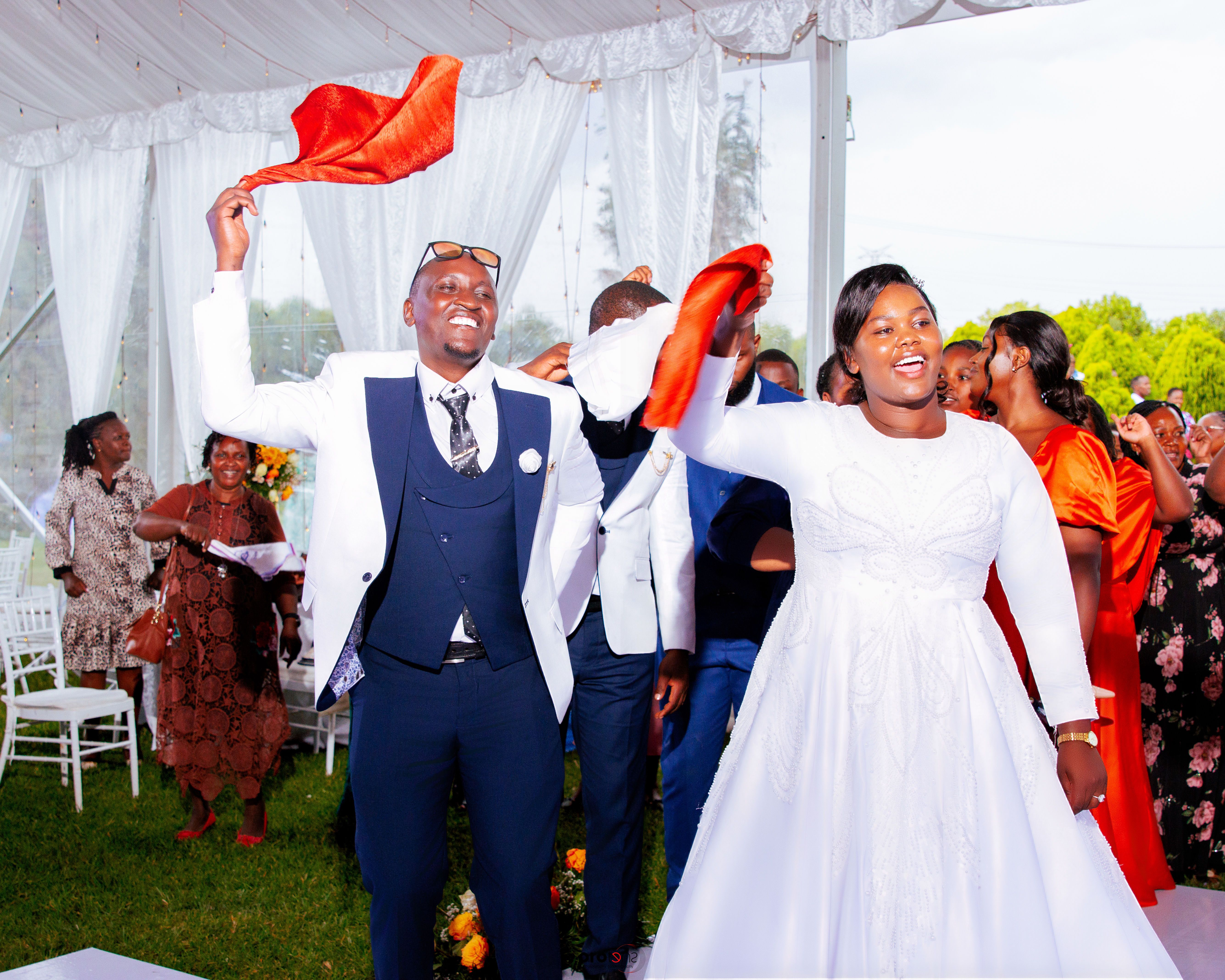 David & Dinah Wedding Photos - 8