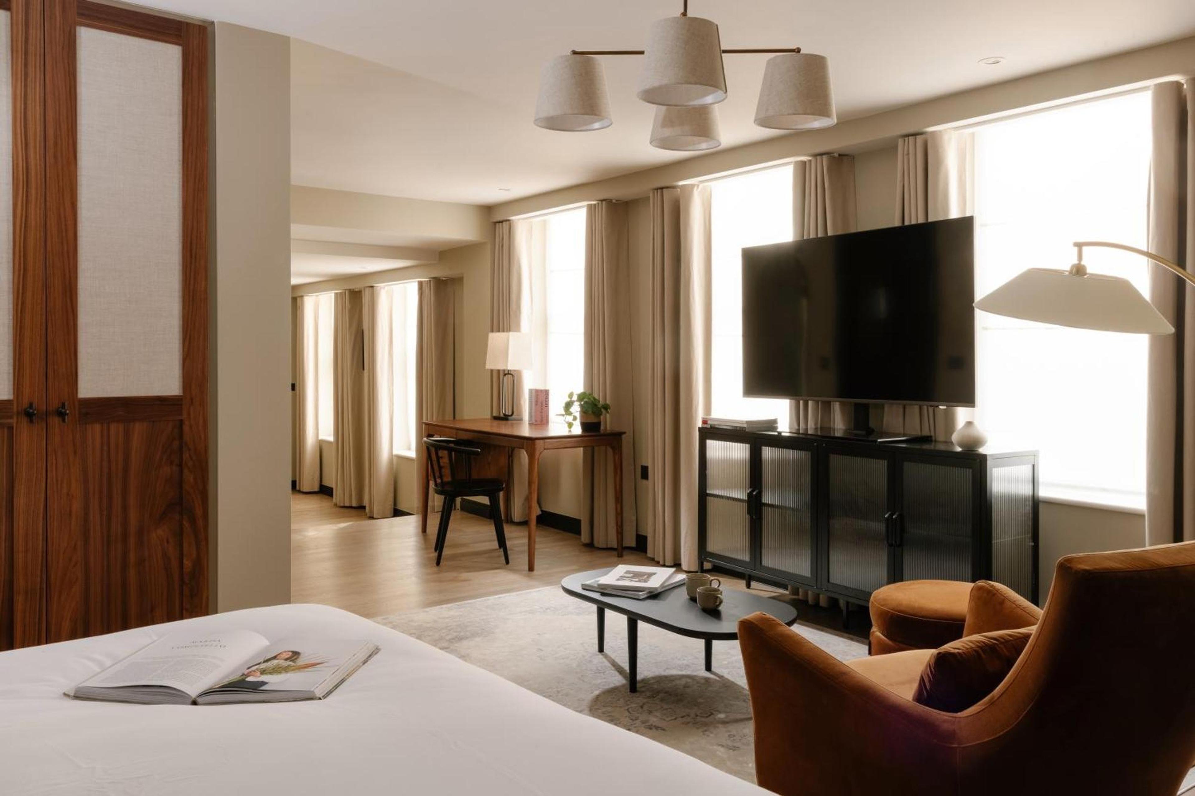 luxury apartment rentals london