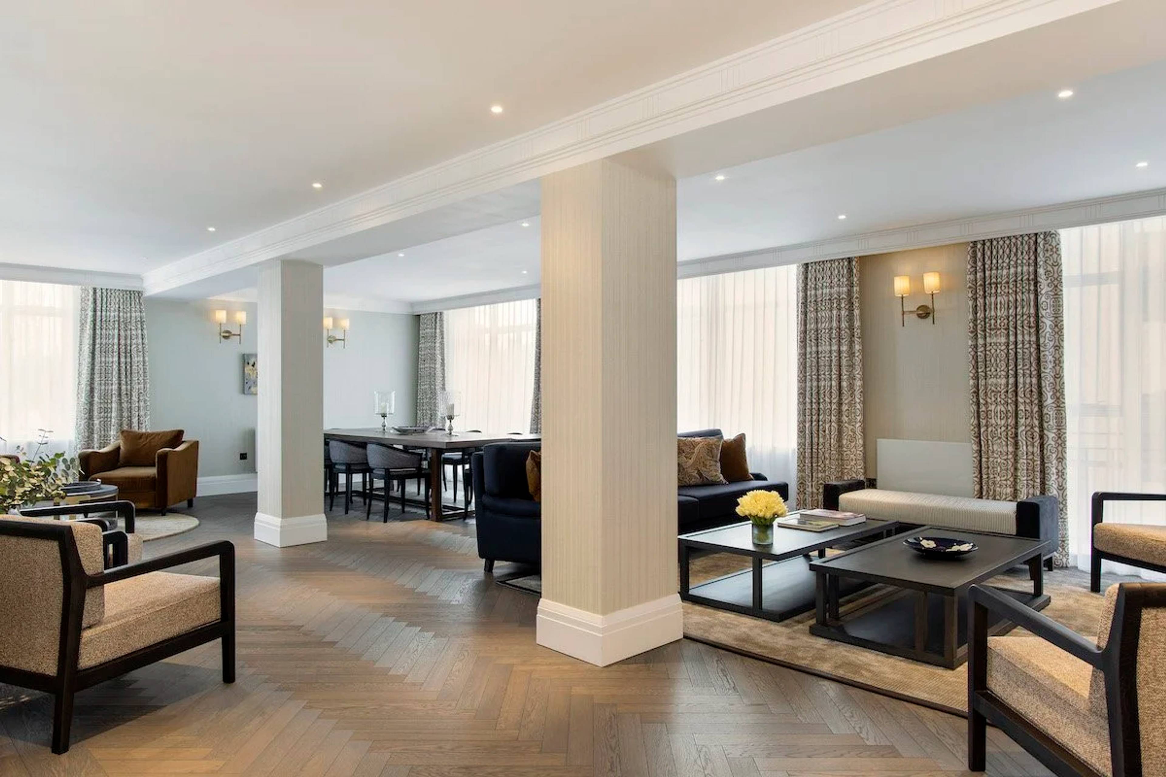 Stefan, your Stay Luxe consultant