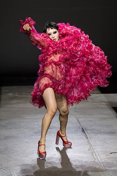 LONDON FASHION WEEK 2026 featuring King Charles III, Skepta and other fabulous people in photos.