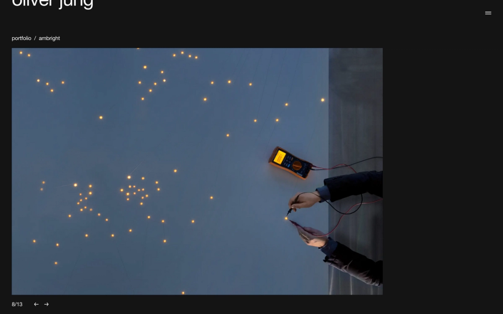 Screenshot from the Oliver Jung website showing a project subpage with an image from the project ”Ambright“