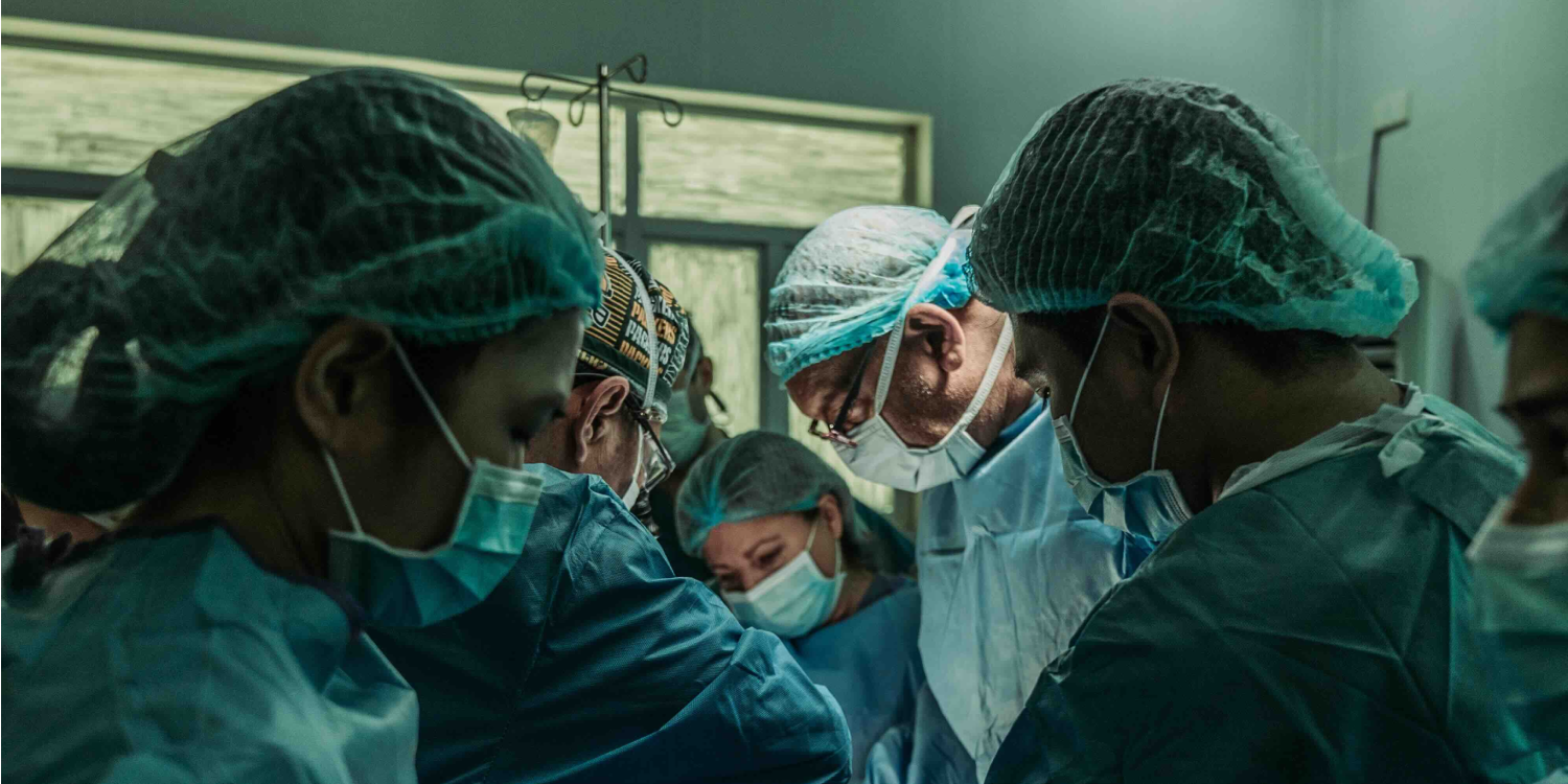 Hospital System Data Modernization Architect