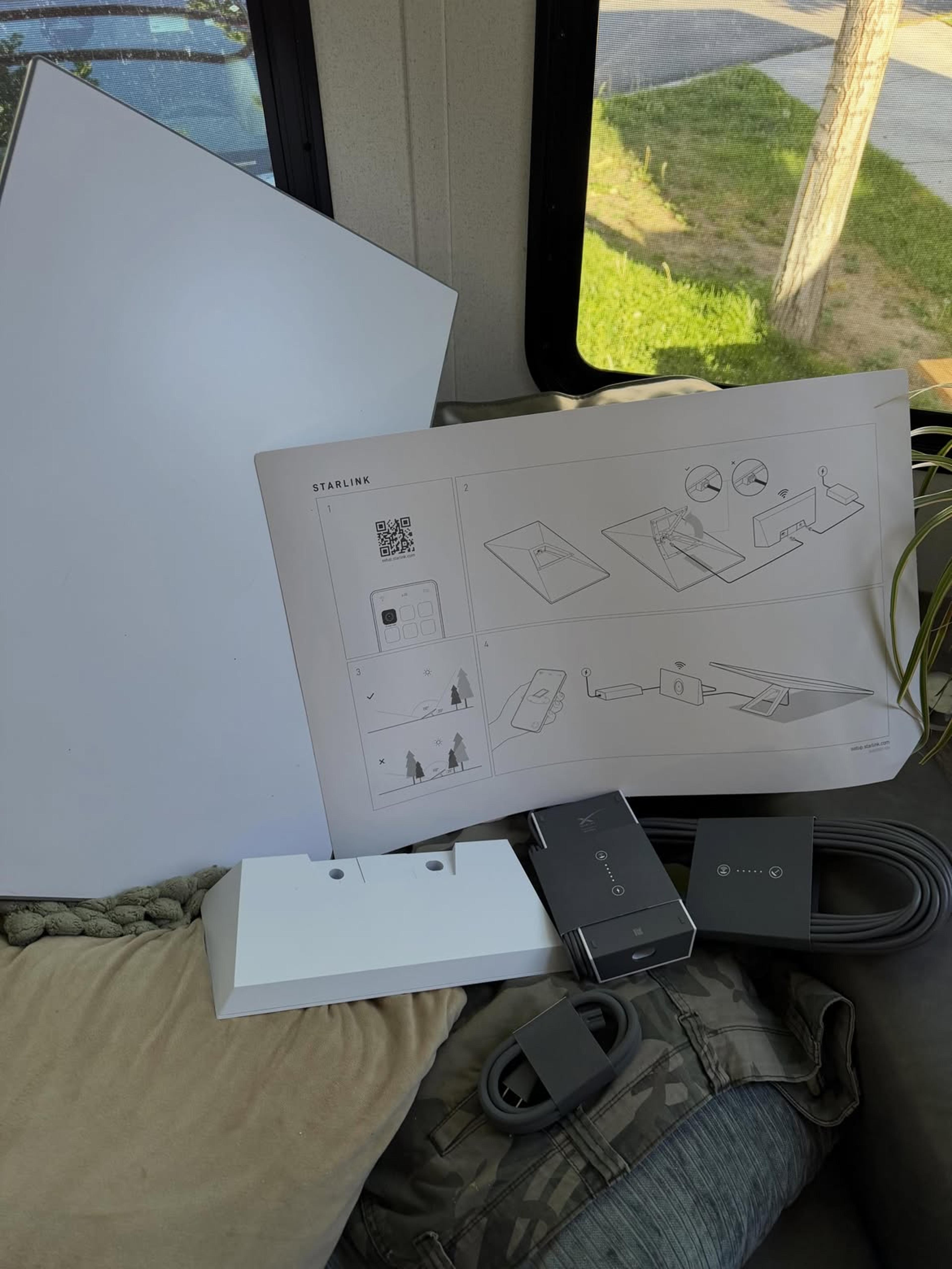 Starlink Standard 4X (V4) - view 2