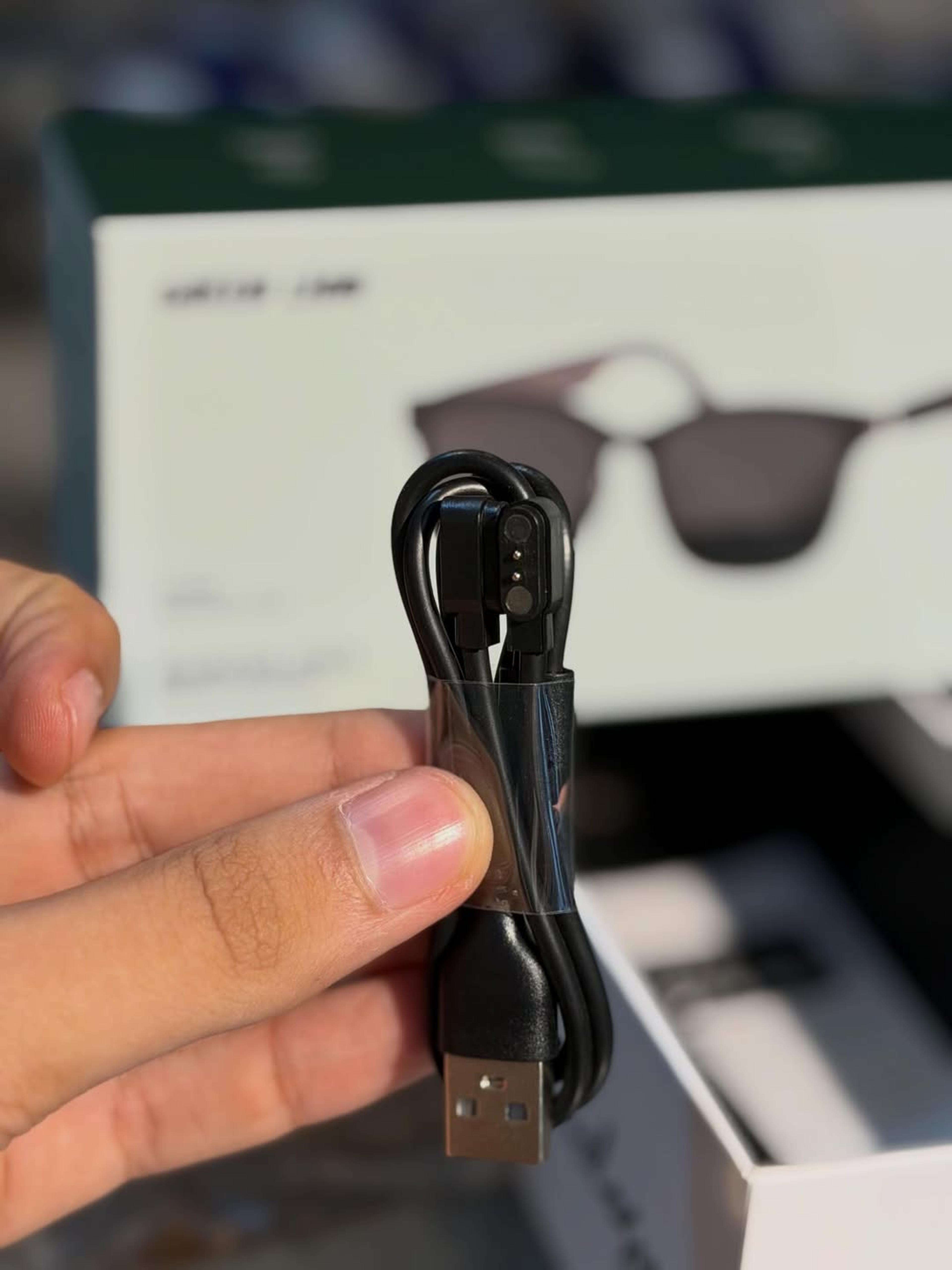 Green Lion Barcelona Smart Glasses  - view 3
