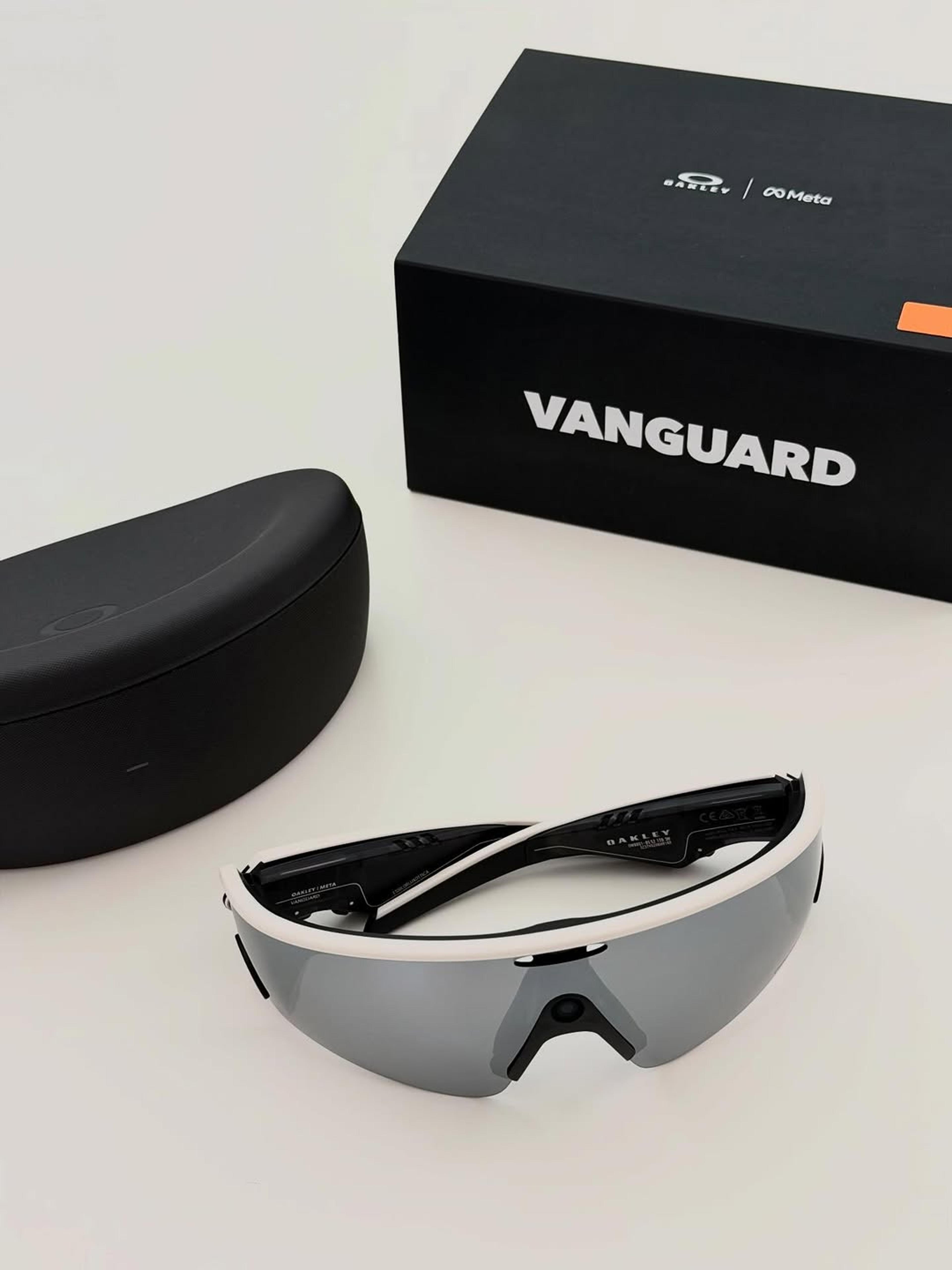 Oakley Meta Vanguard  - view 2