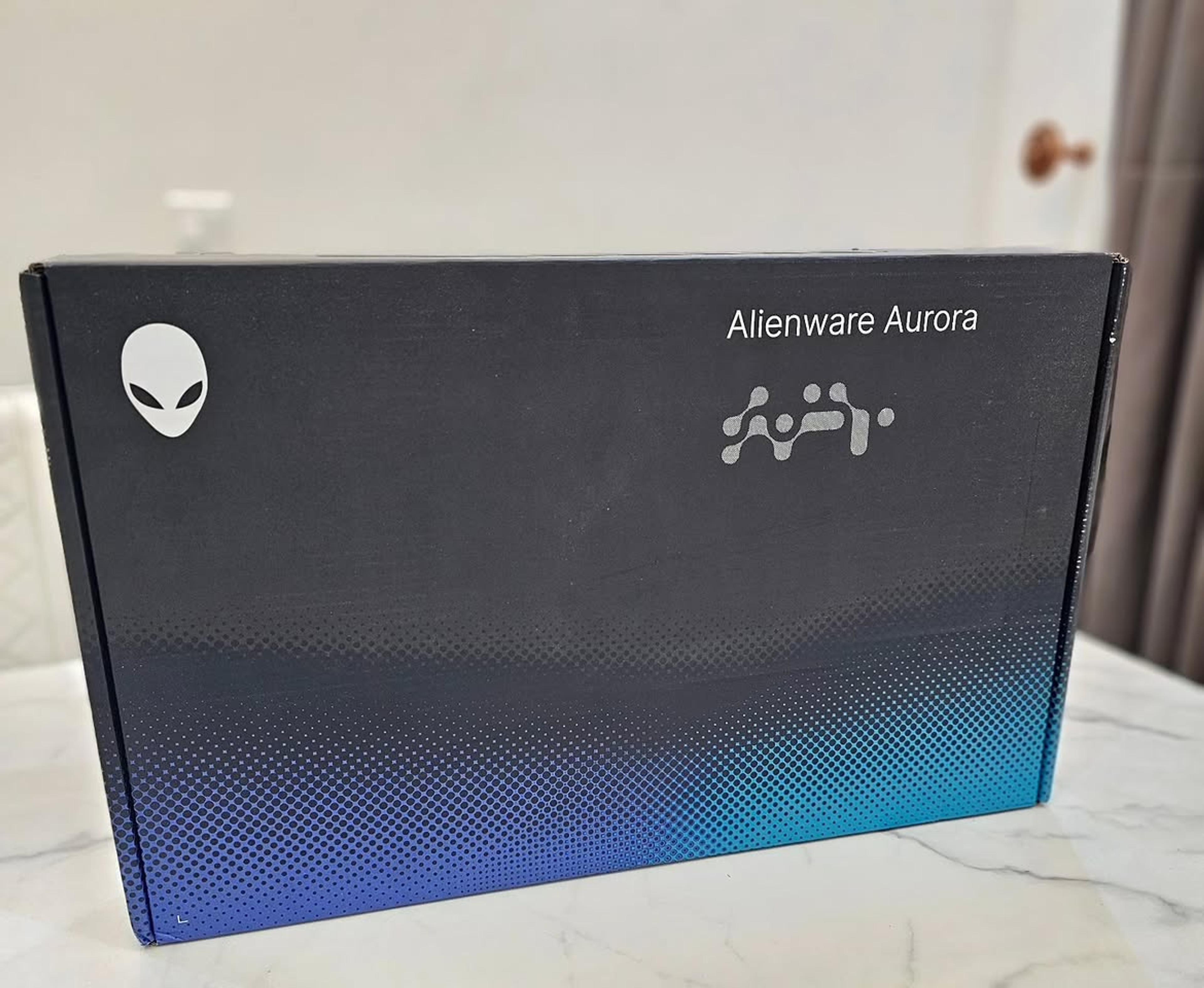 Alienware 16X Aurora (32GB / 1TB, RTX 5060)