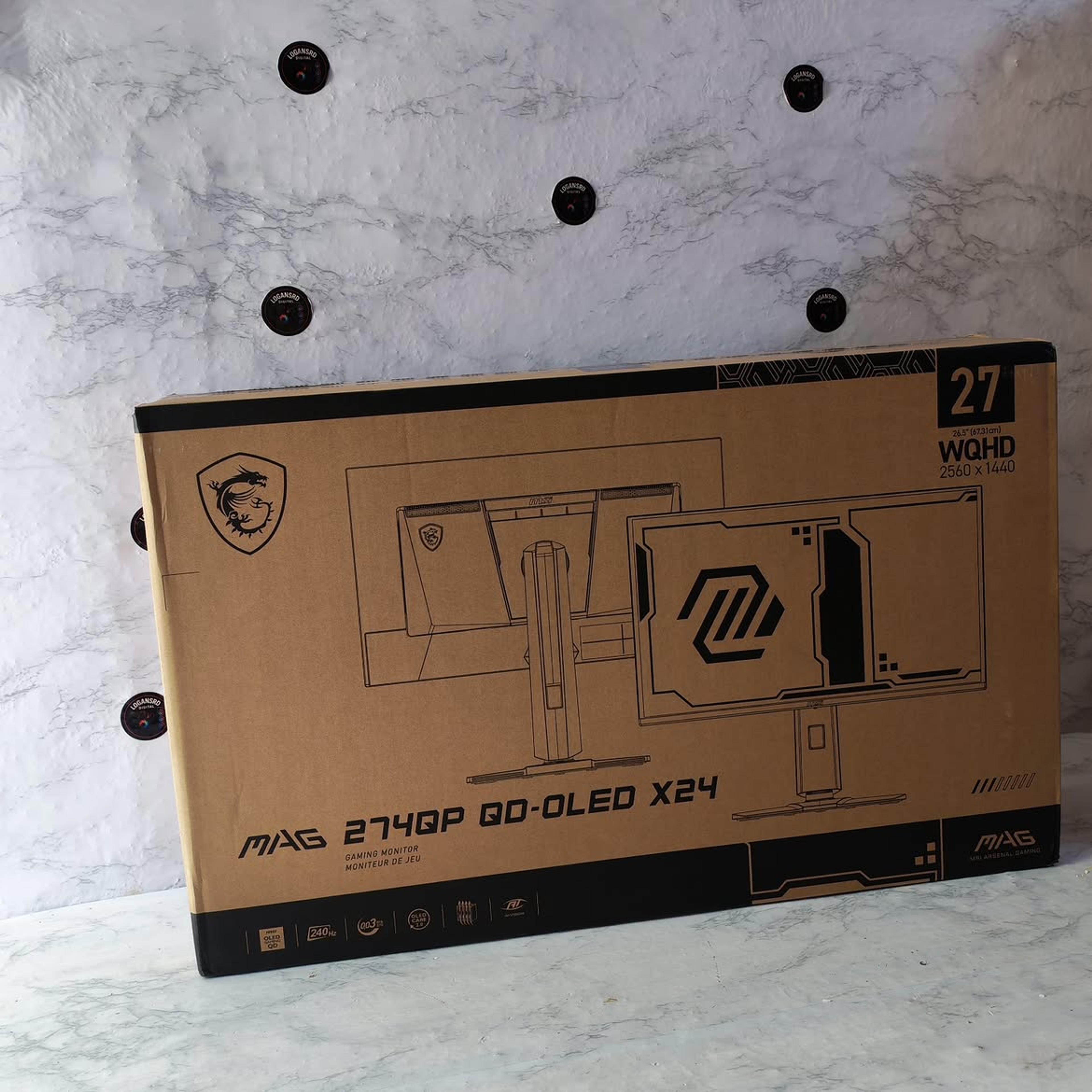 MSi MAG 274QP QD-OLED X24 - view 4