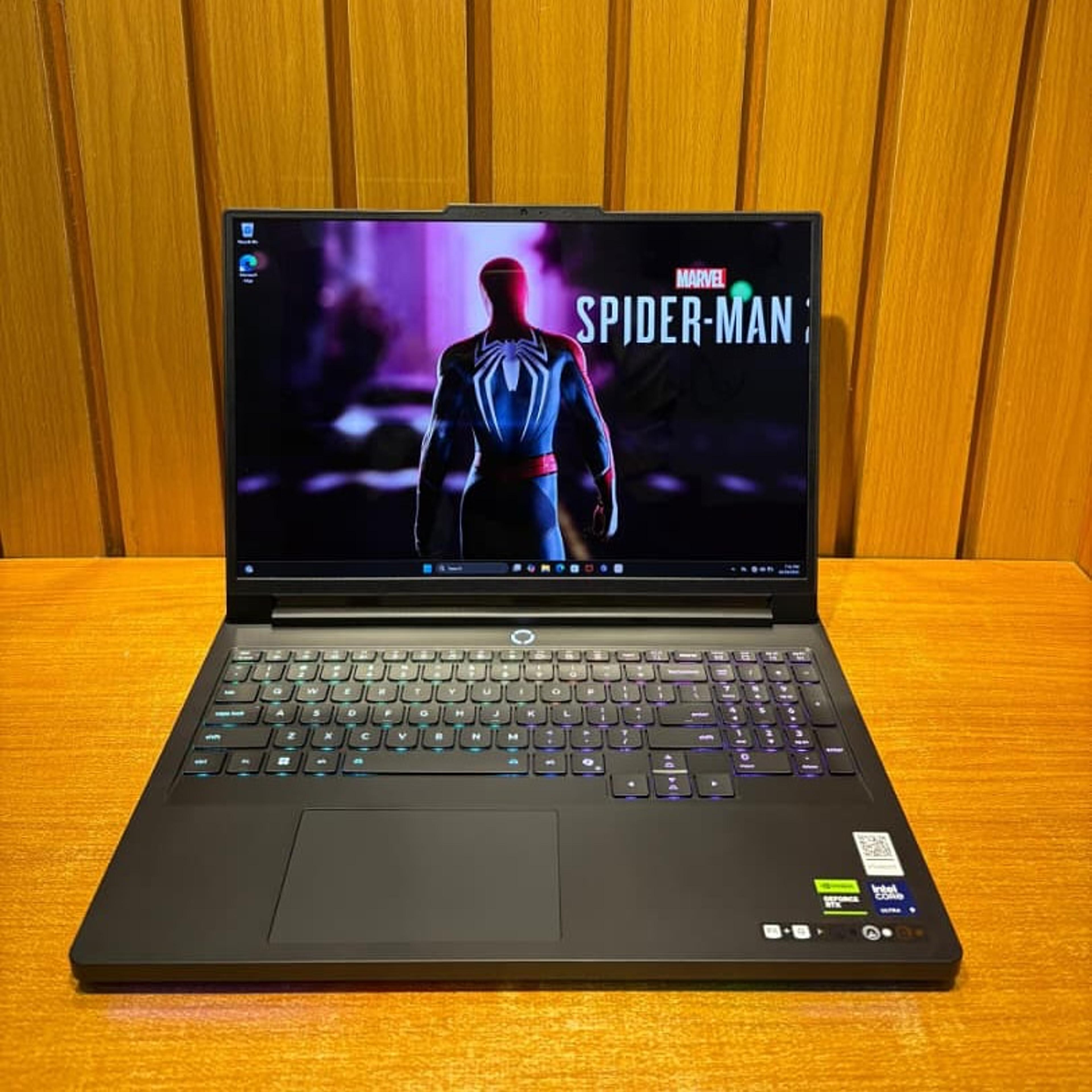 LENOVO LEGION PRO 7I GEN 10 16" (THE CURRENT FLAGSHIP) - view 3
