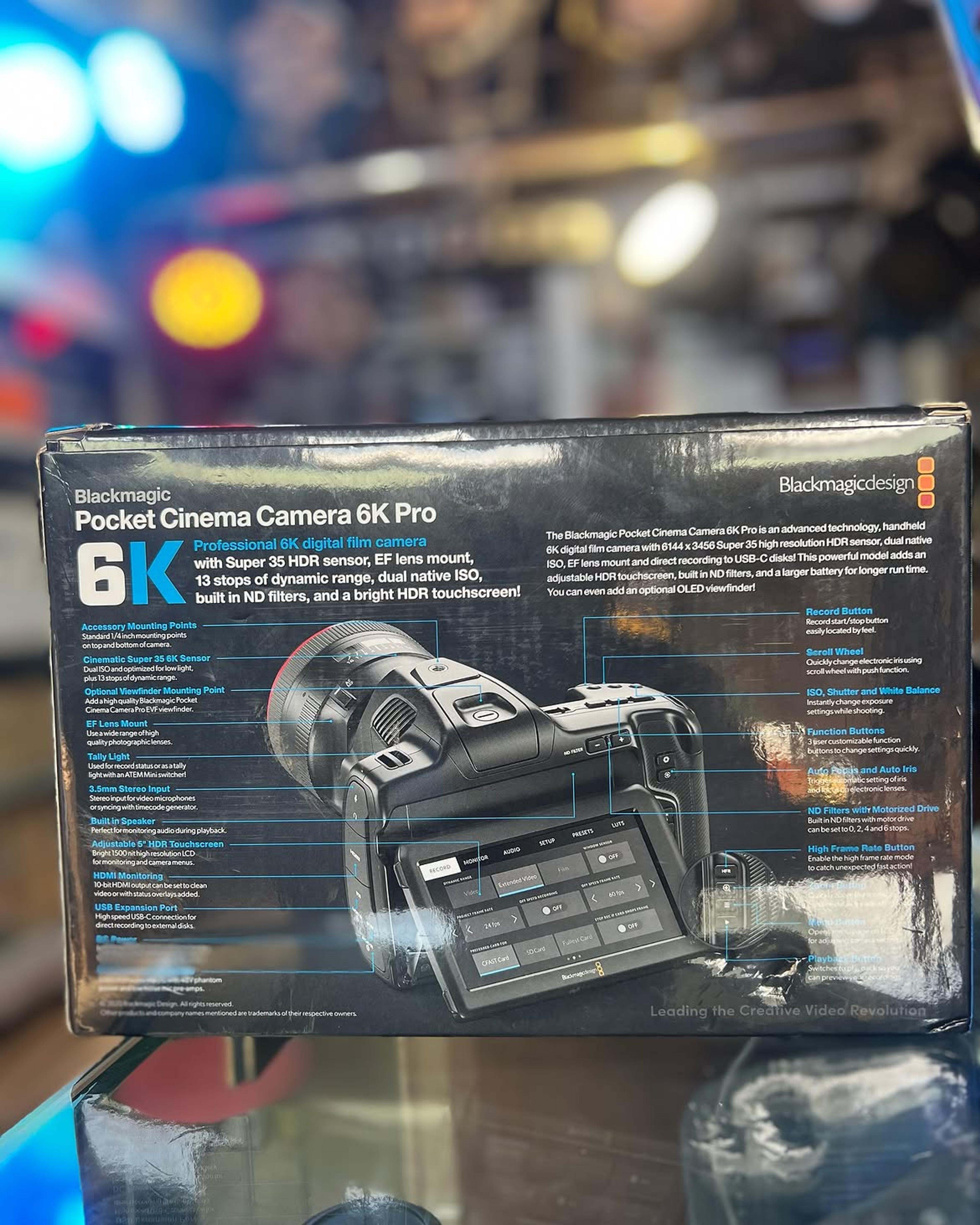 Black Magic Cinema Pocket Camera 6K Pro - view 3