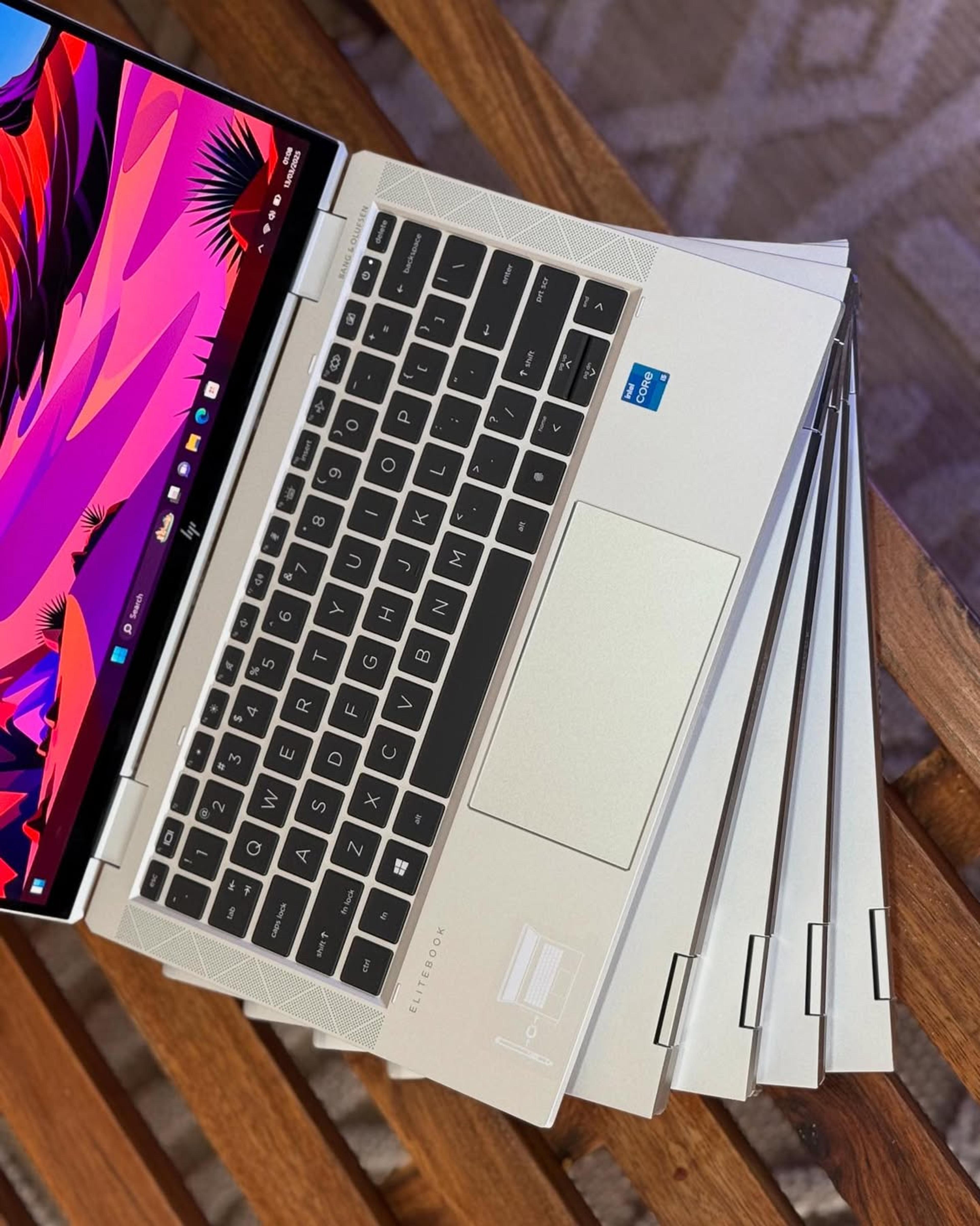 HP EliteBook 1030 G8 x360 - view 3