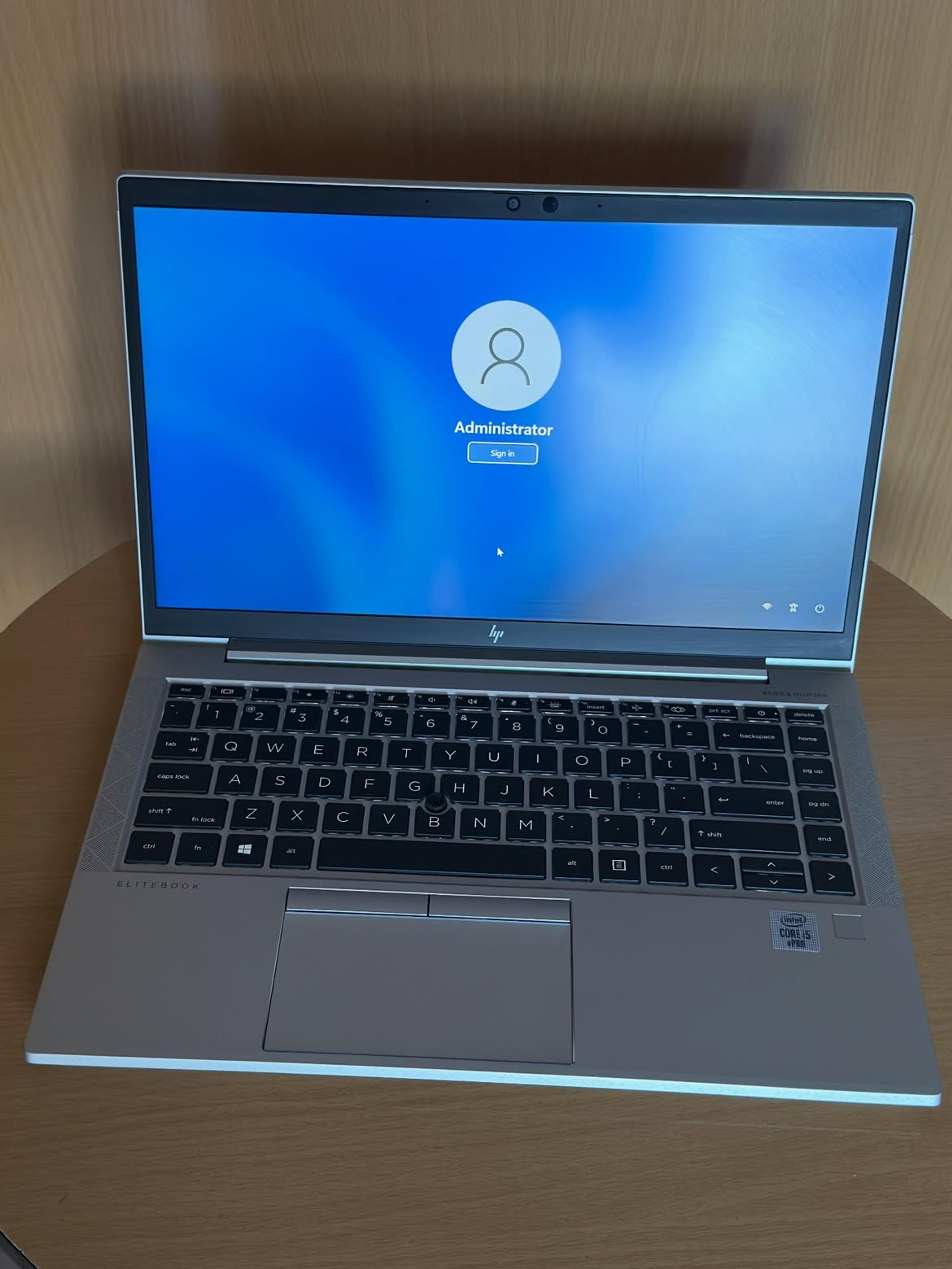 HP EliteBook 840 G7 - view 3