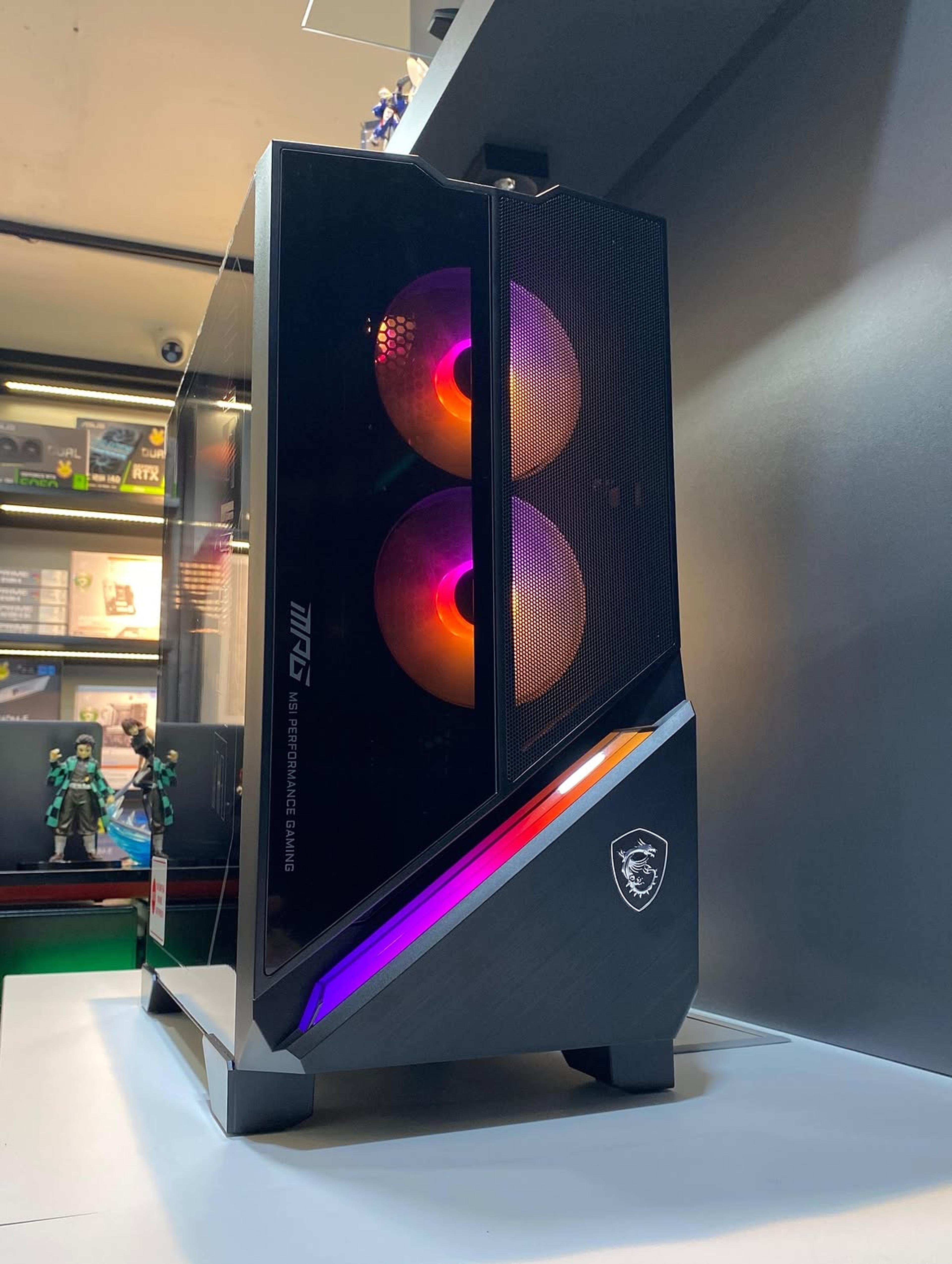 MSI MPG Infinite X3 AI (Ultra 9 285K, 32GB / 2TB, RTX 5080) view 5