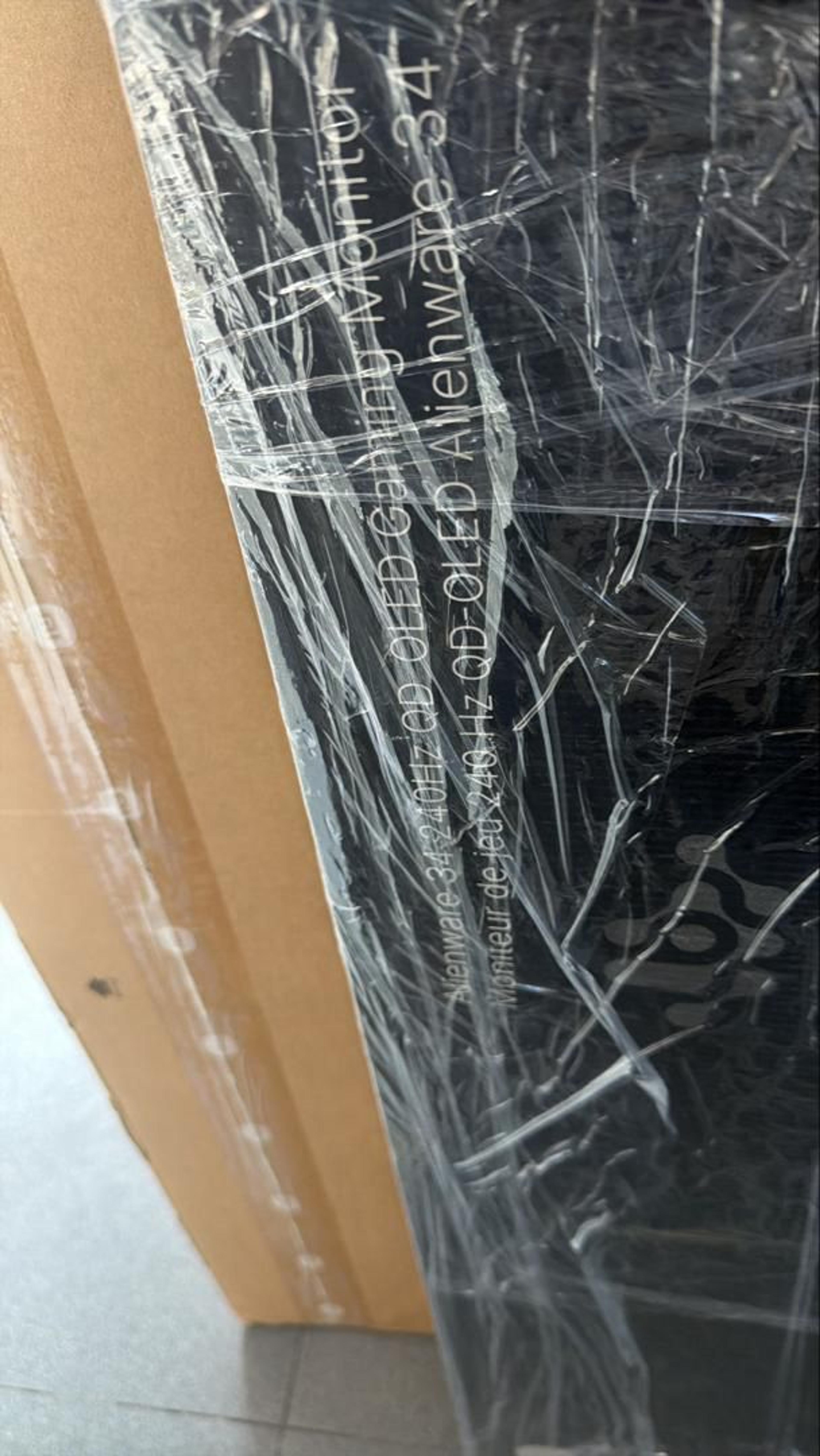 Alienware AW3425DW Monitor - view 3