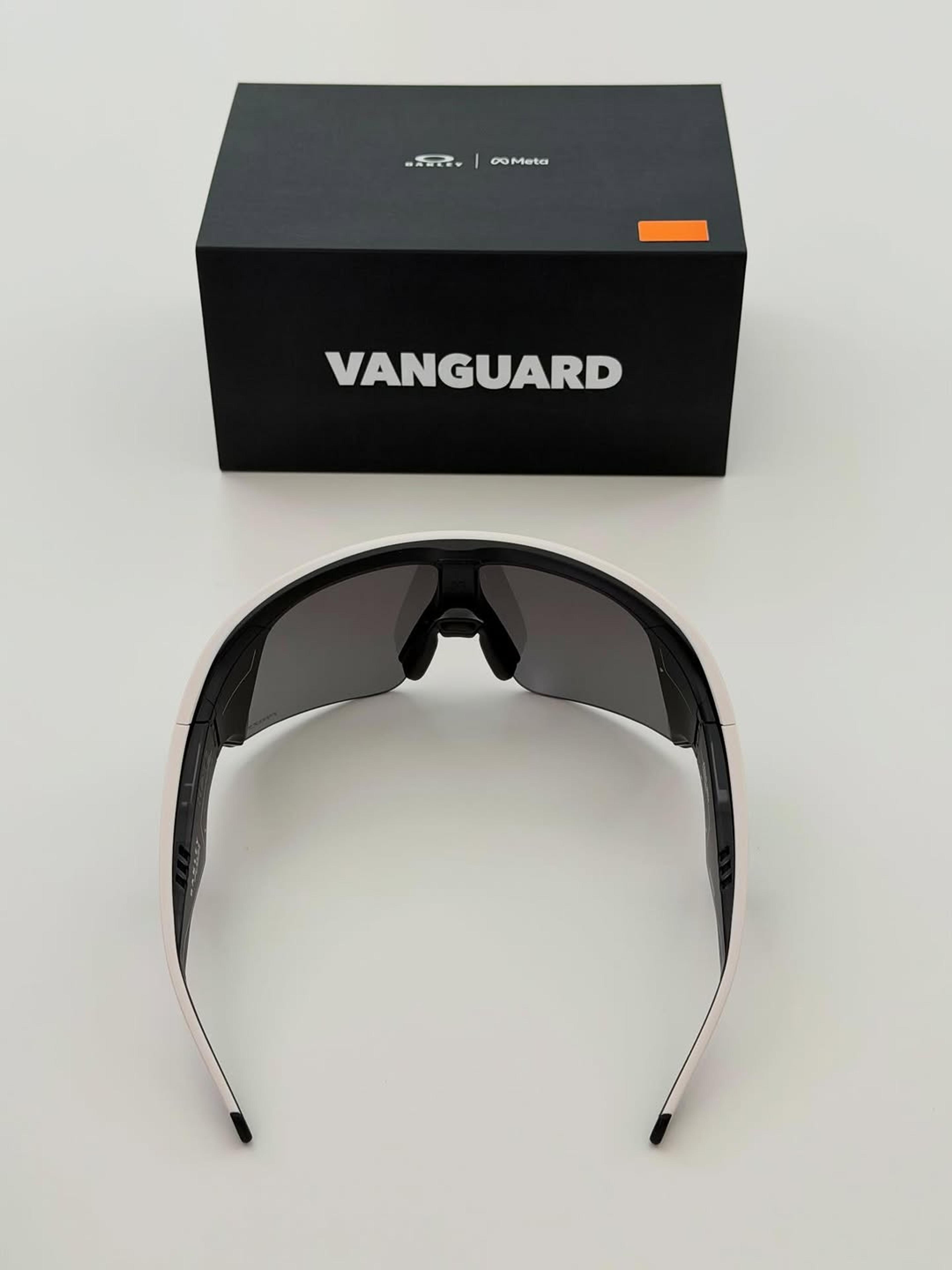 Oakley Meta Vanguard  - view 4
