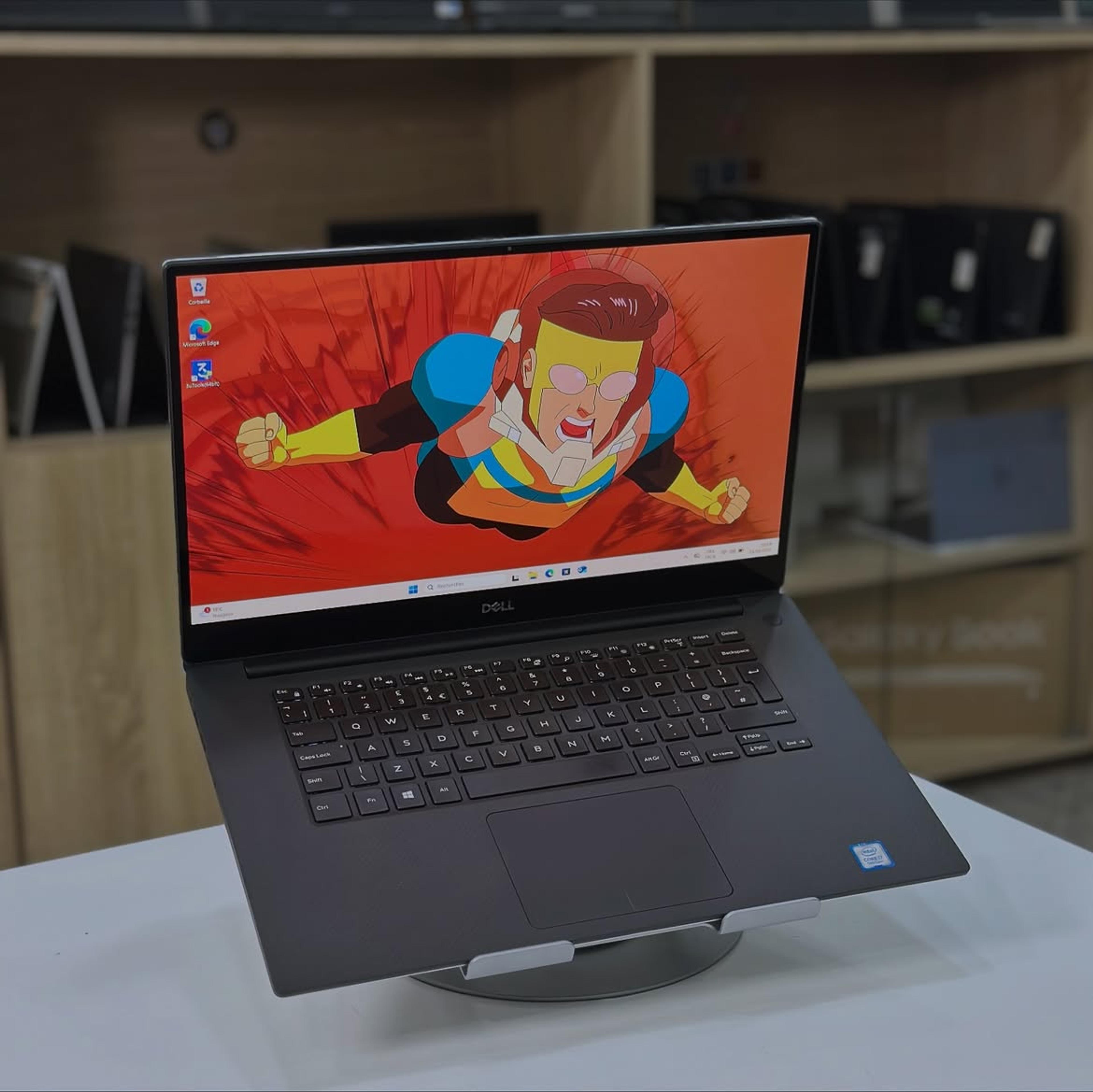 Dell XPS 15 7590