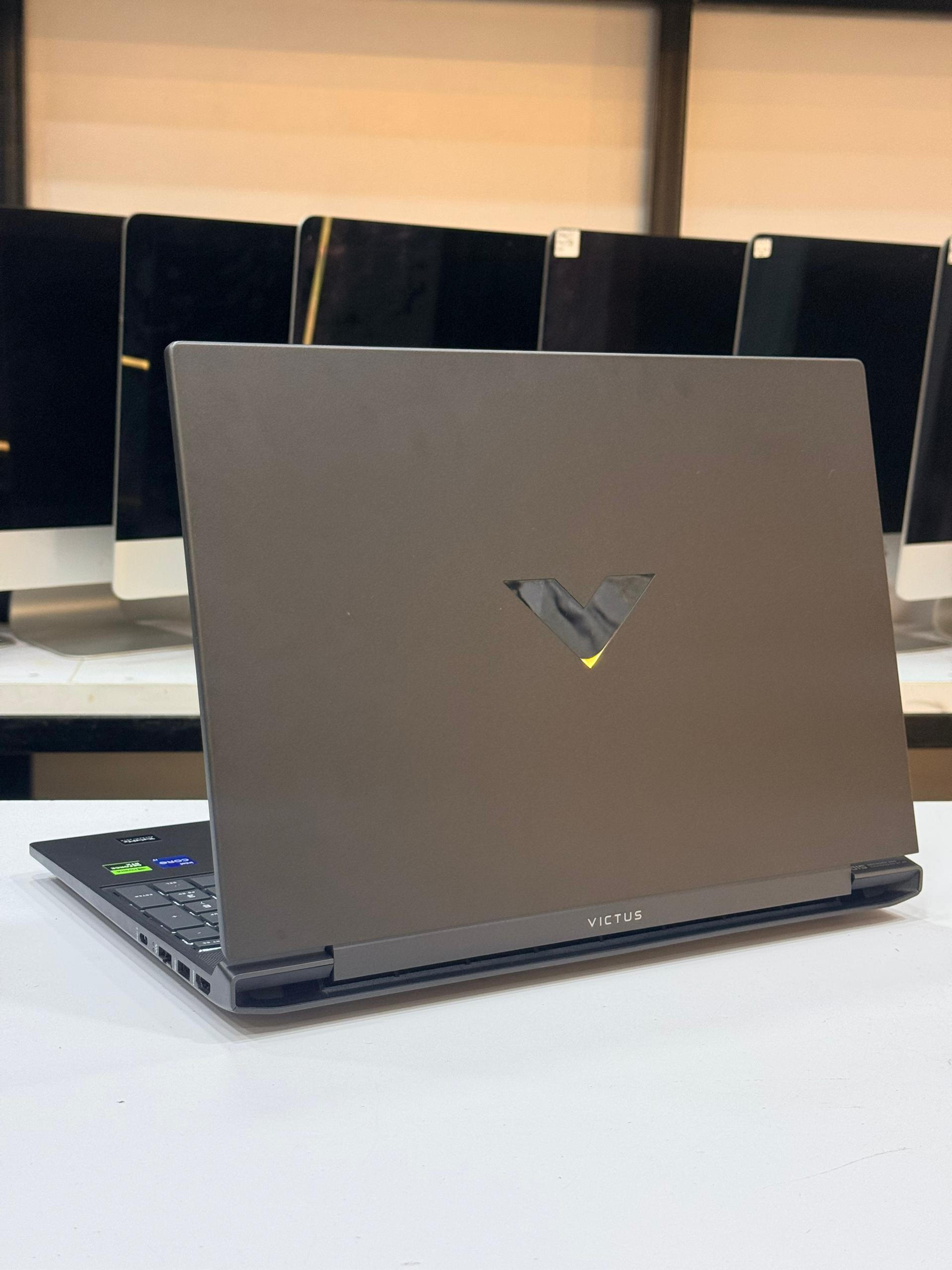 New (NoBox) HP Victus Gaming 015 15-fa2787nr - 2.4ghz Intel Core i7-13620H 13th gen