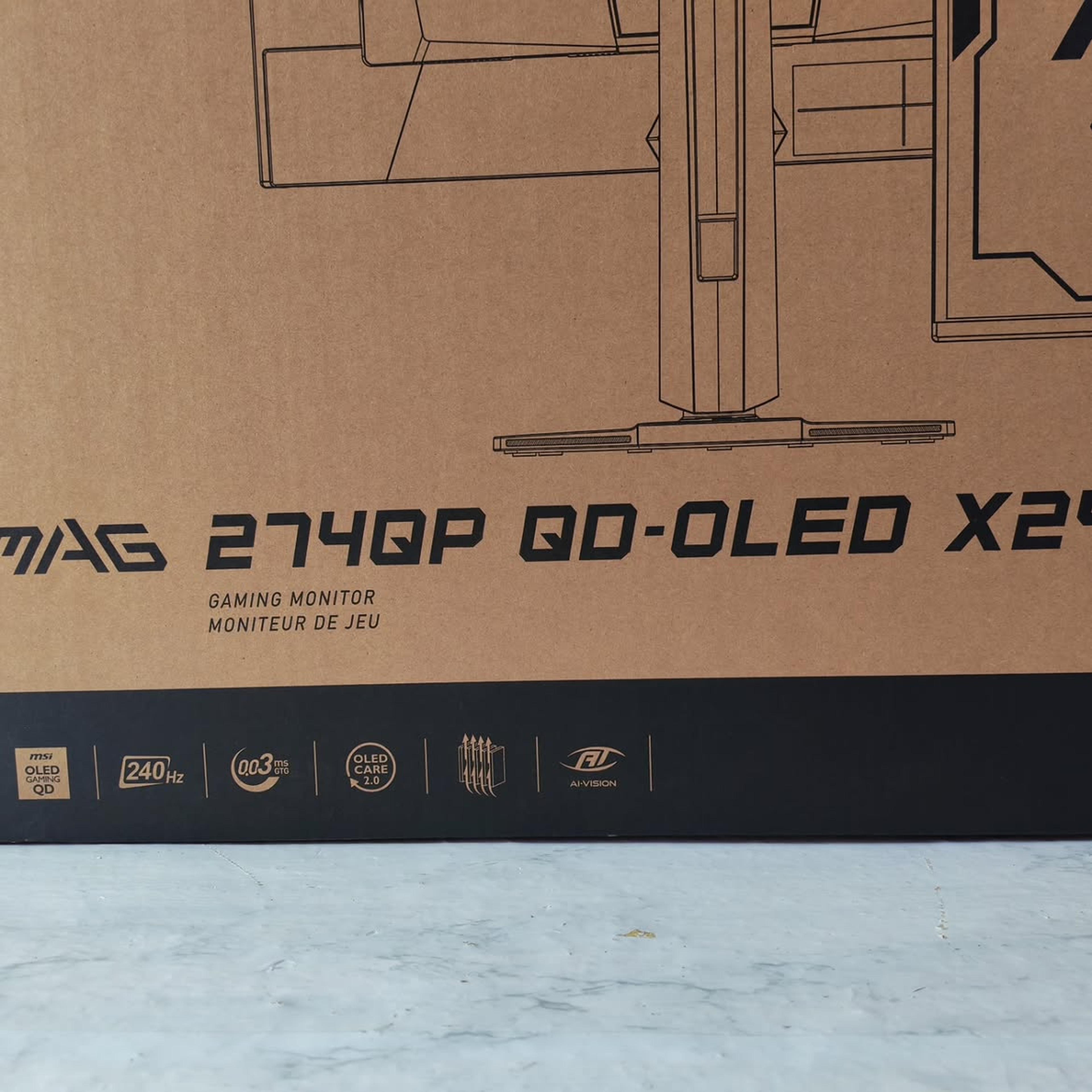 MSi MAG 274QP QD-OLED X24 - view 2