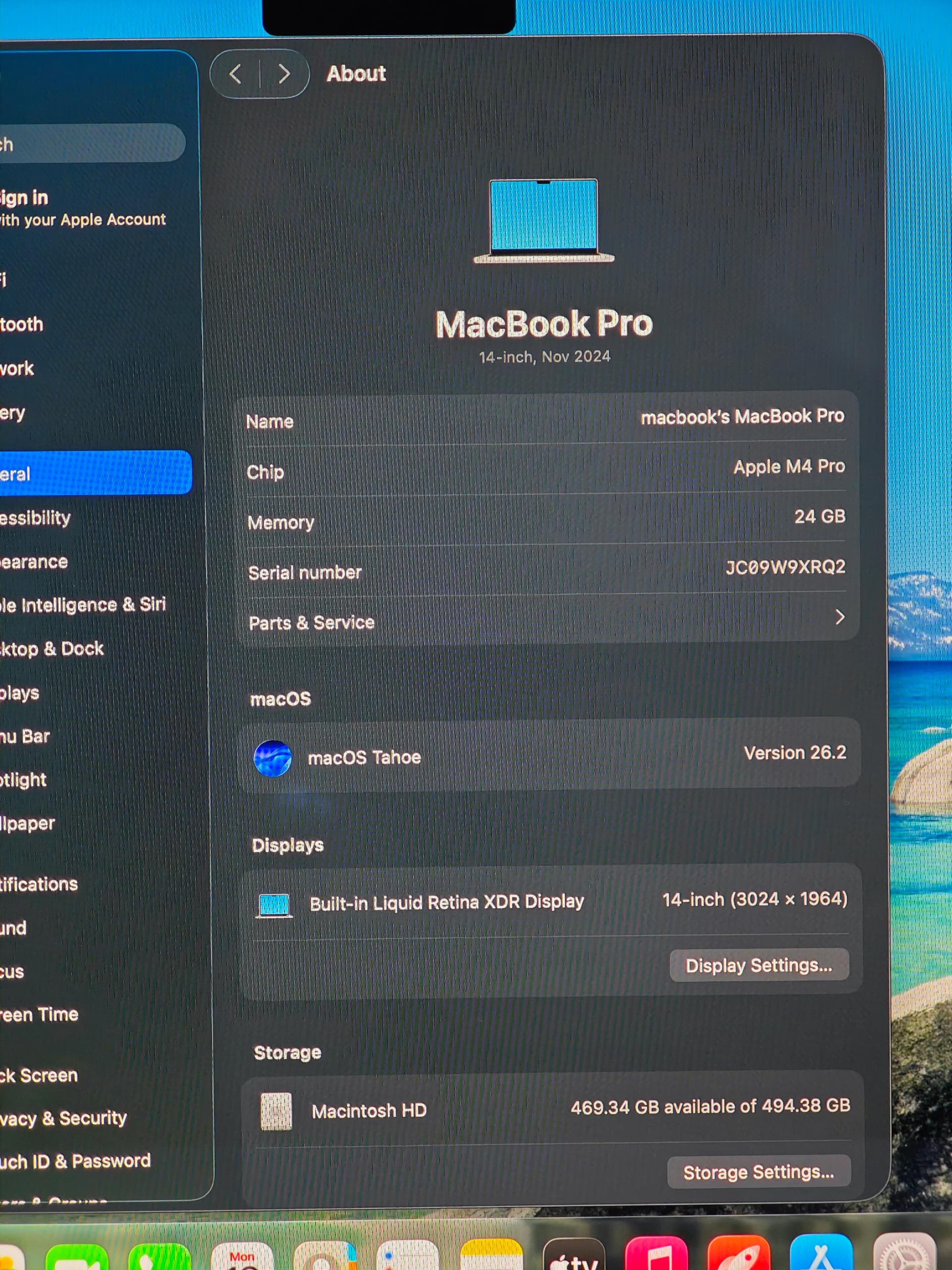 Fresh like New Openedbox 2024/2025 14inches MacBook Pro M4 Pro view 5