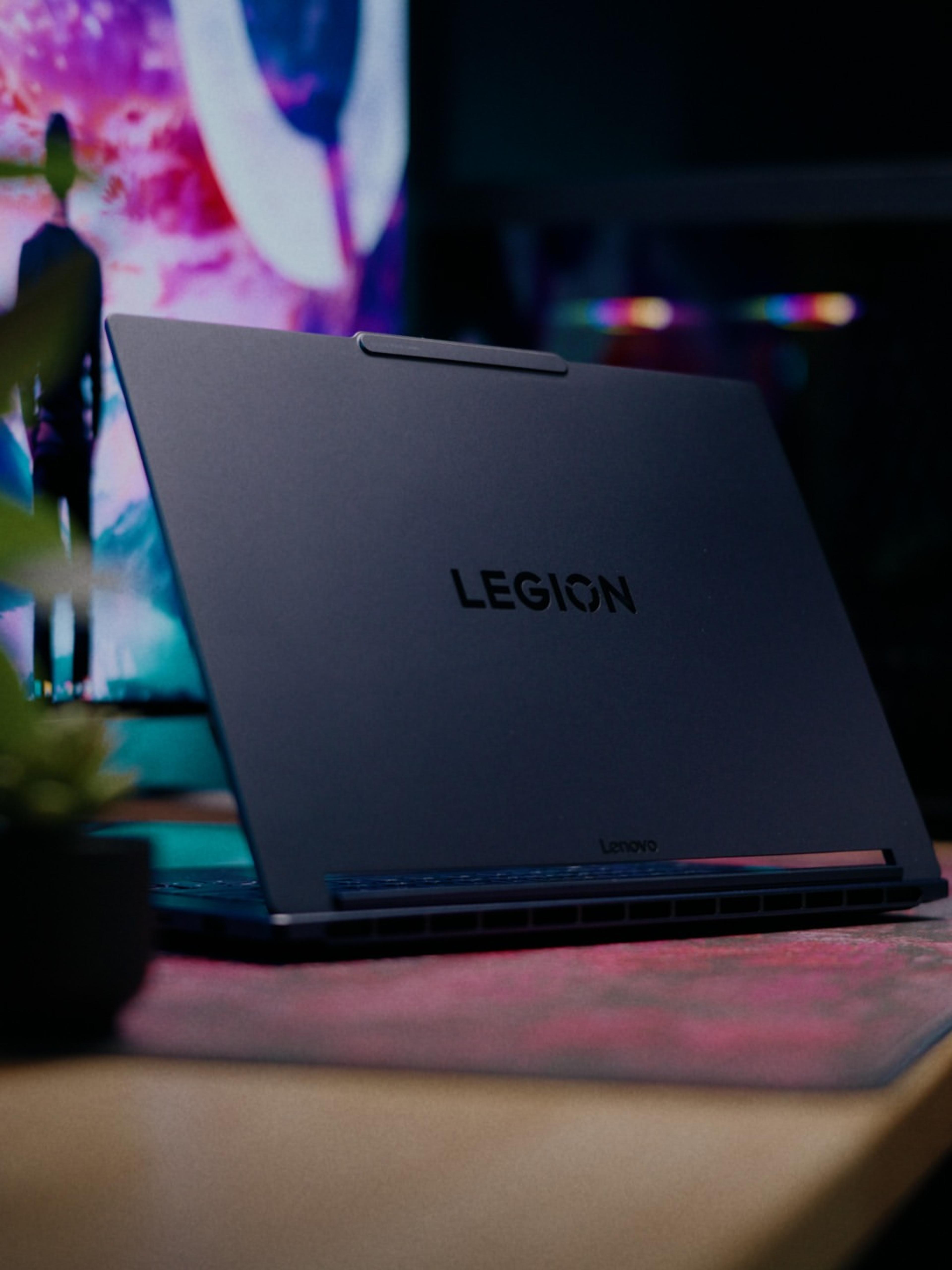 LENOVO LEGION 7A 15" (AMD STRIX HALO/RYZEN AI MAX+ SERIES) THE iGPU FOCUSED INNOVATION - view 4