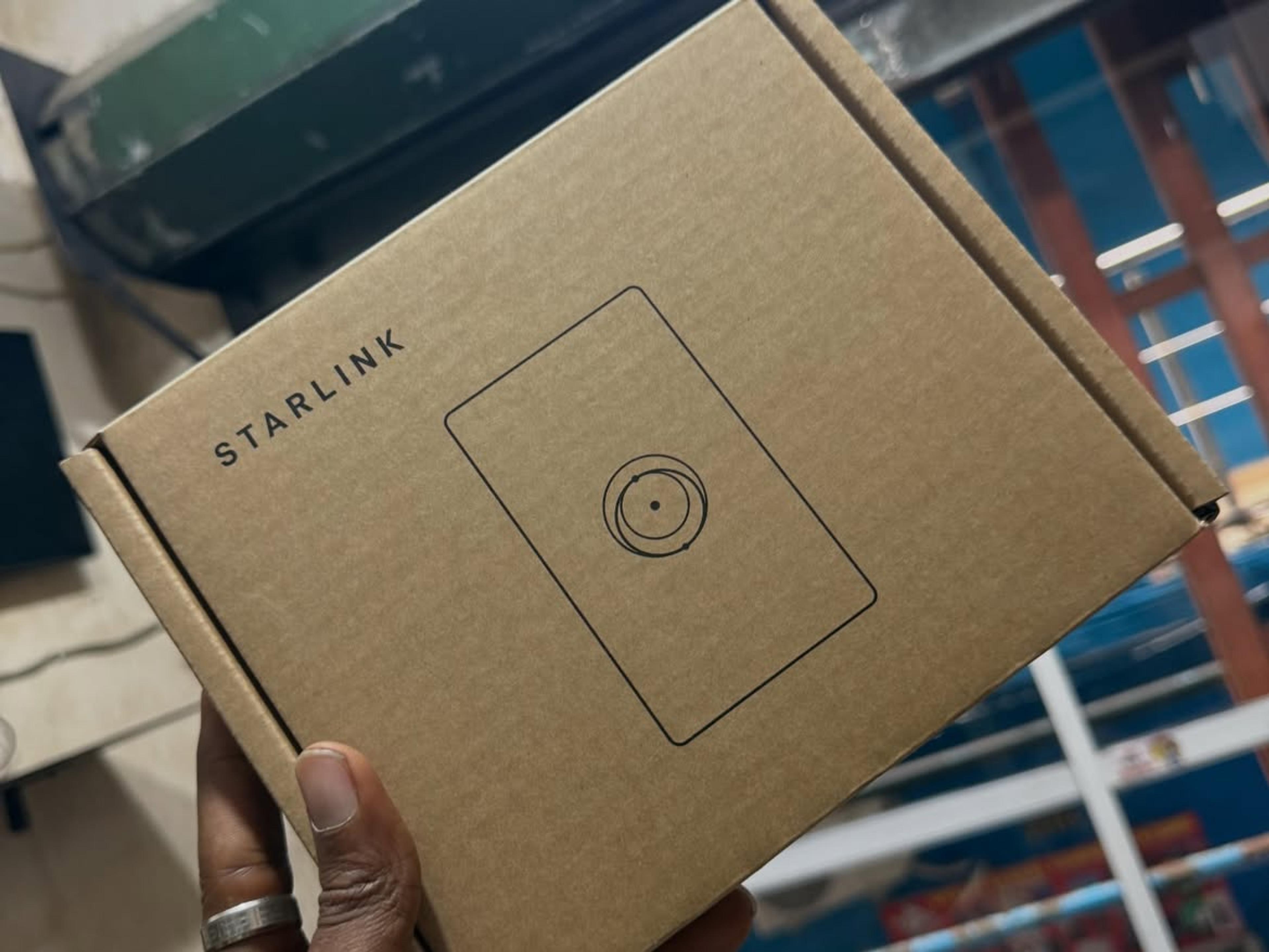 STARLINK MINI MESH ROUTER - view 2