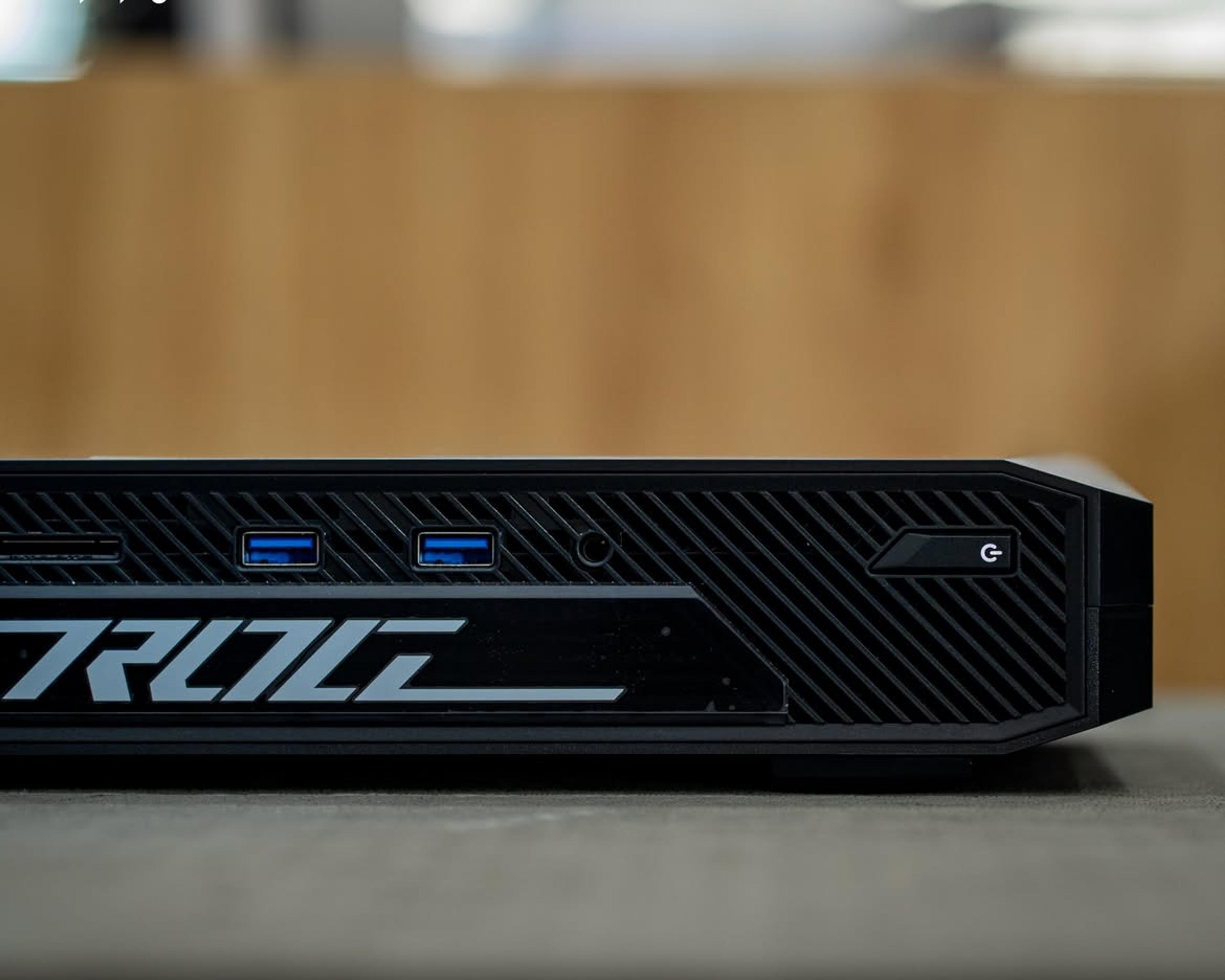 ASUS ROG NUC 970 - view 3