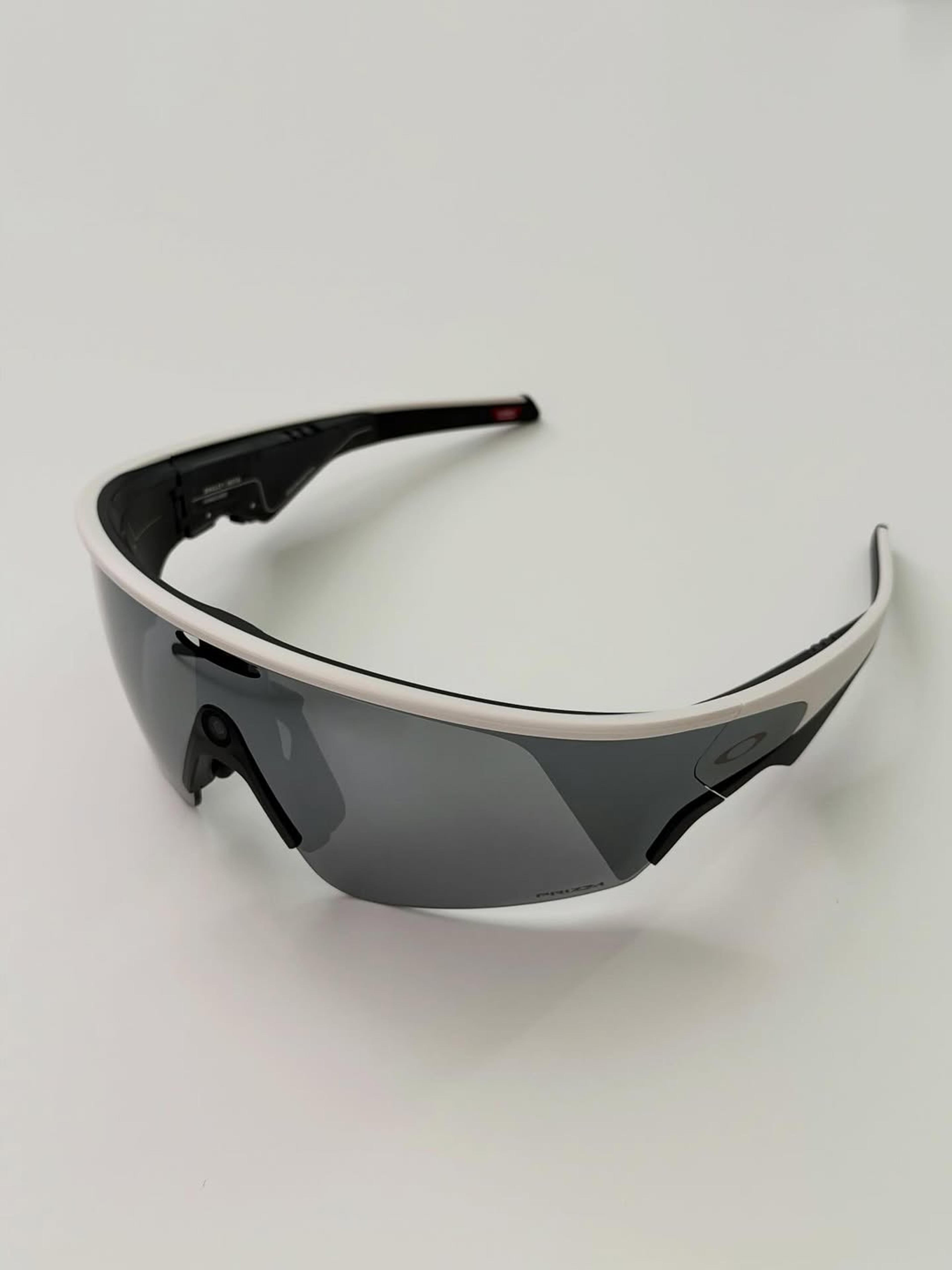 Oakley Meta Vanguard  - view 3