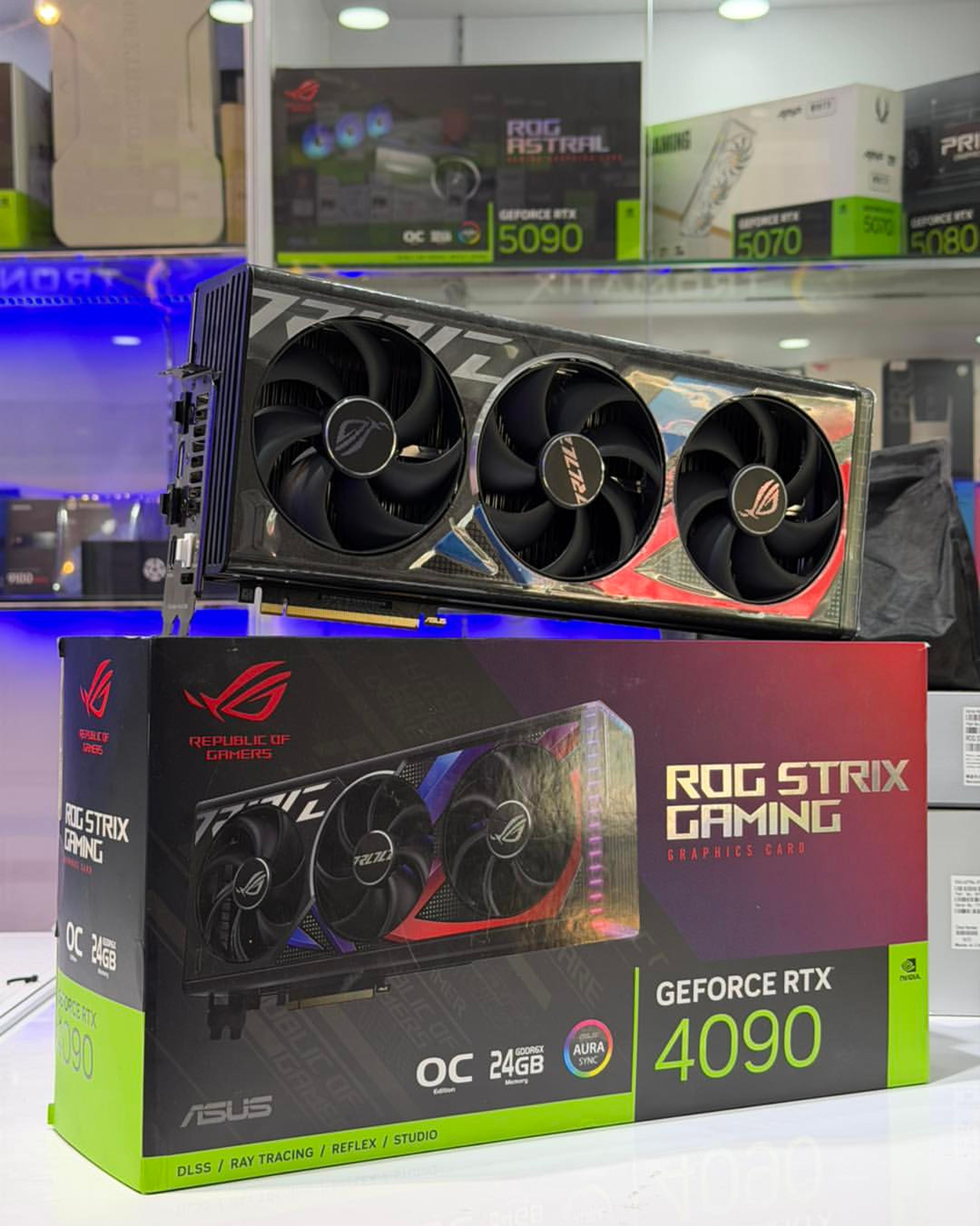 Asus ROG Strix Gaming  GeForce RTX 4090 (32GB)