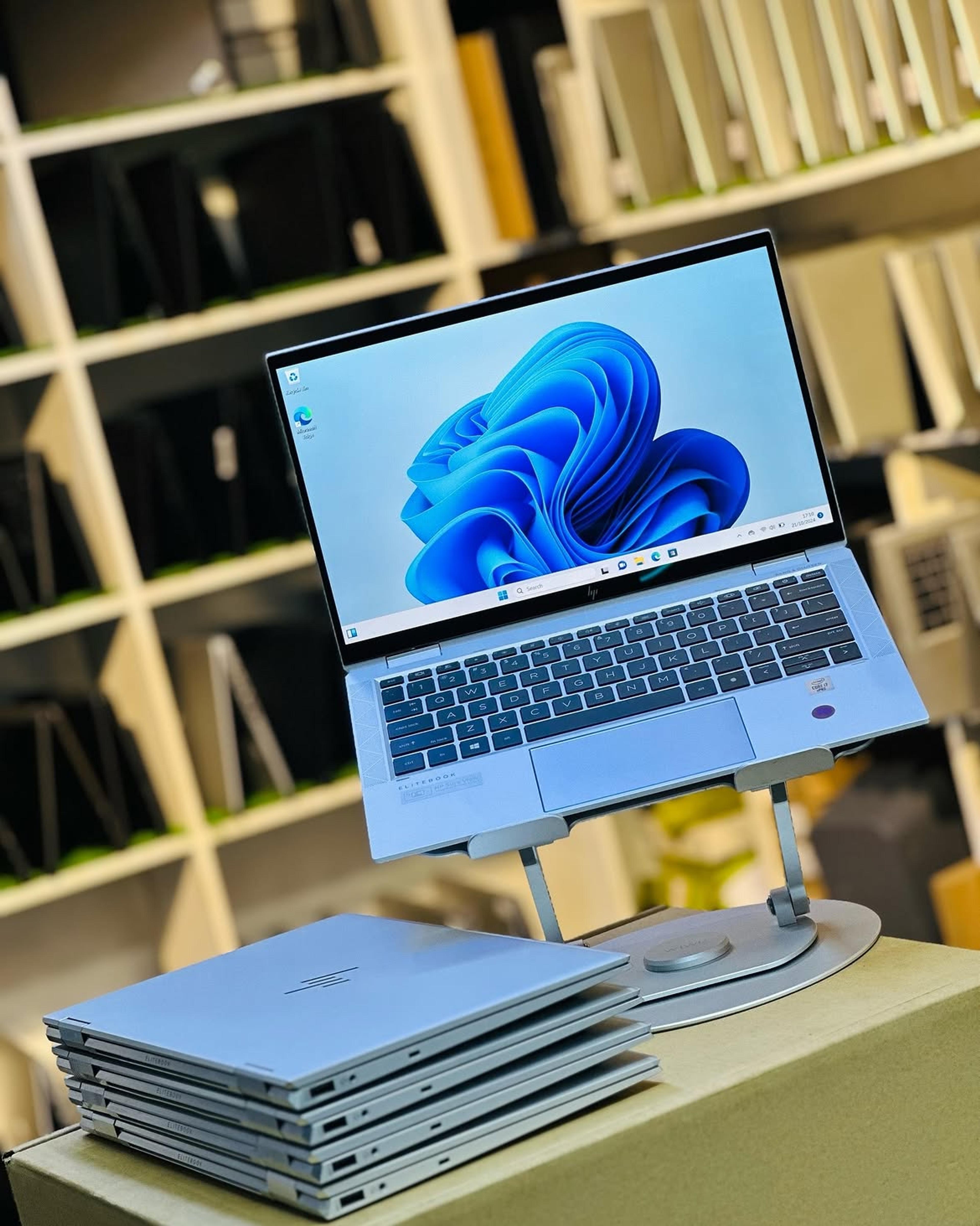 HP EliteBook 1030 G7 X360 - view 4