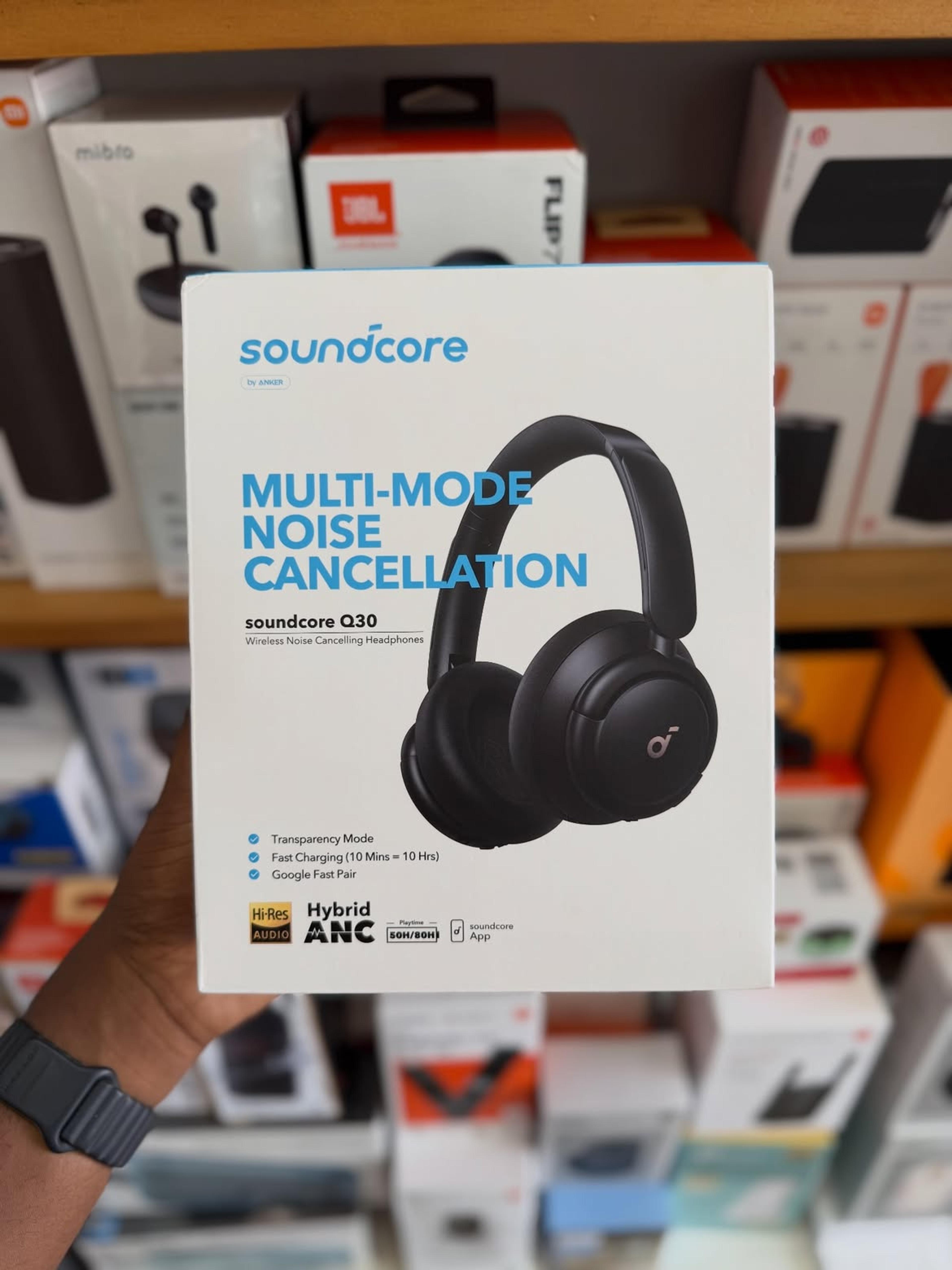 SoundCore By Anker Q30