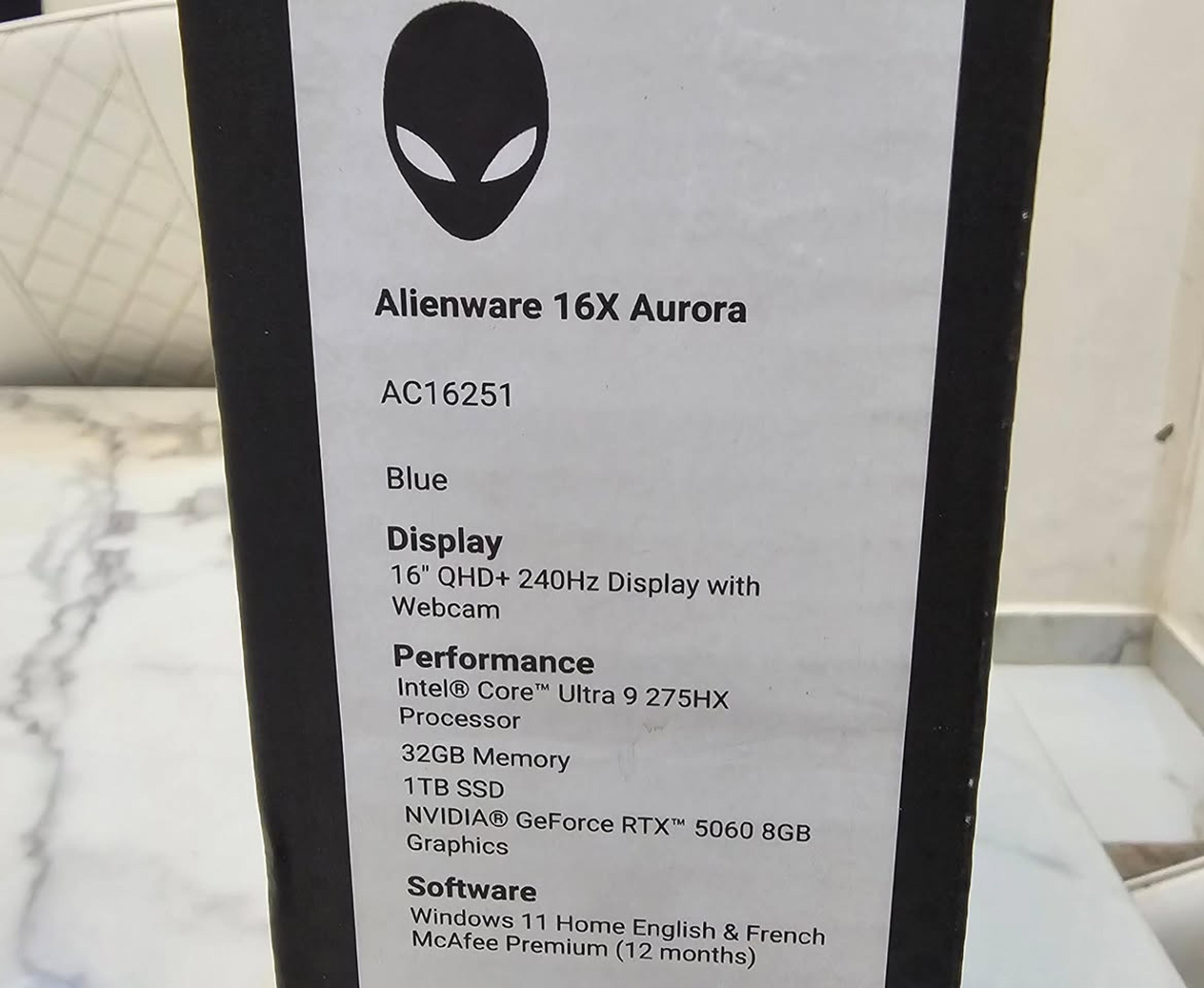 Alienware 16X Aurora (32GB / 1TB, RTX 5060) - view 2