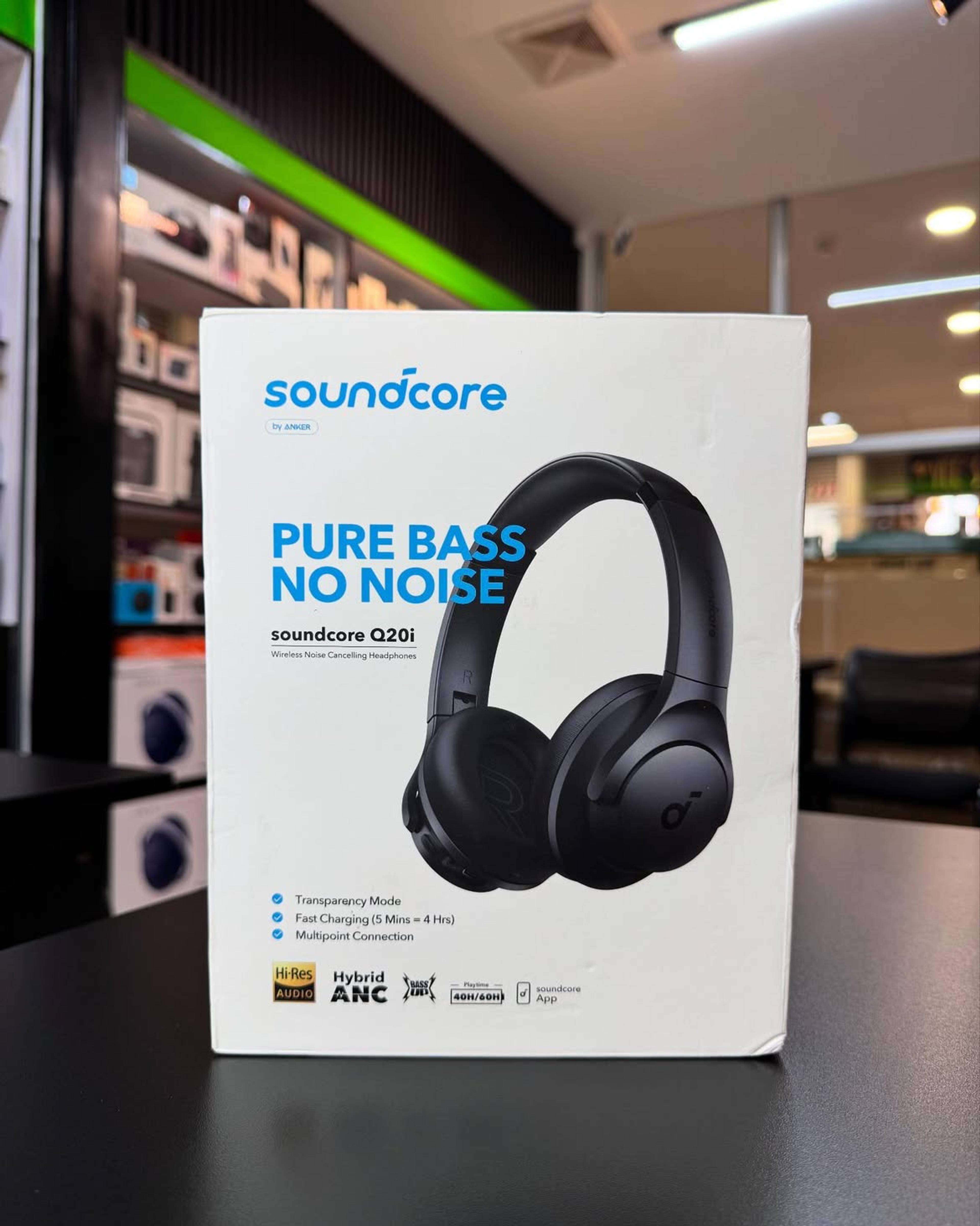 SoundCore By Anker Q20i