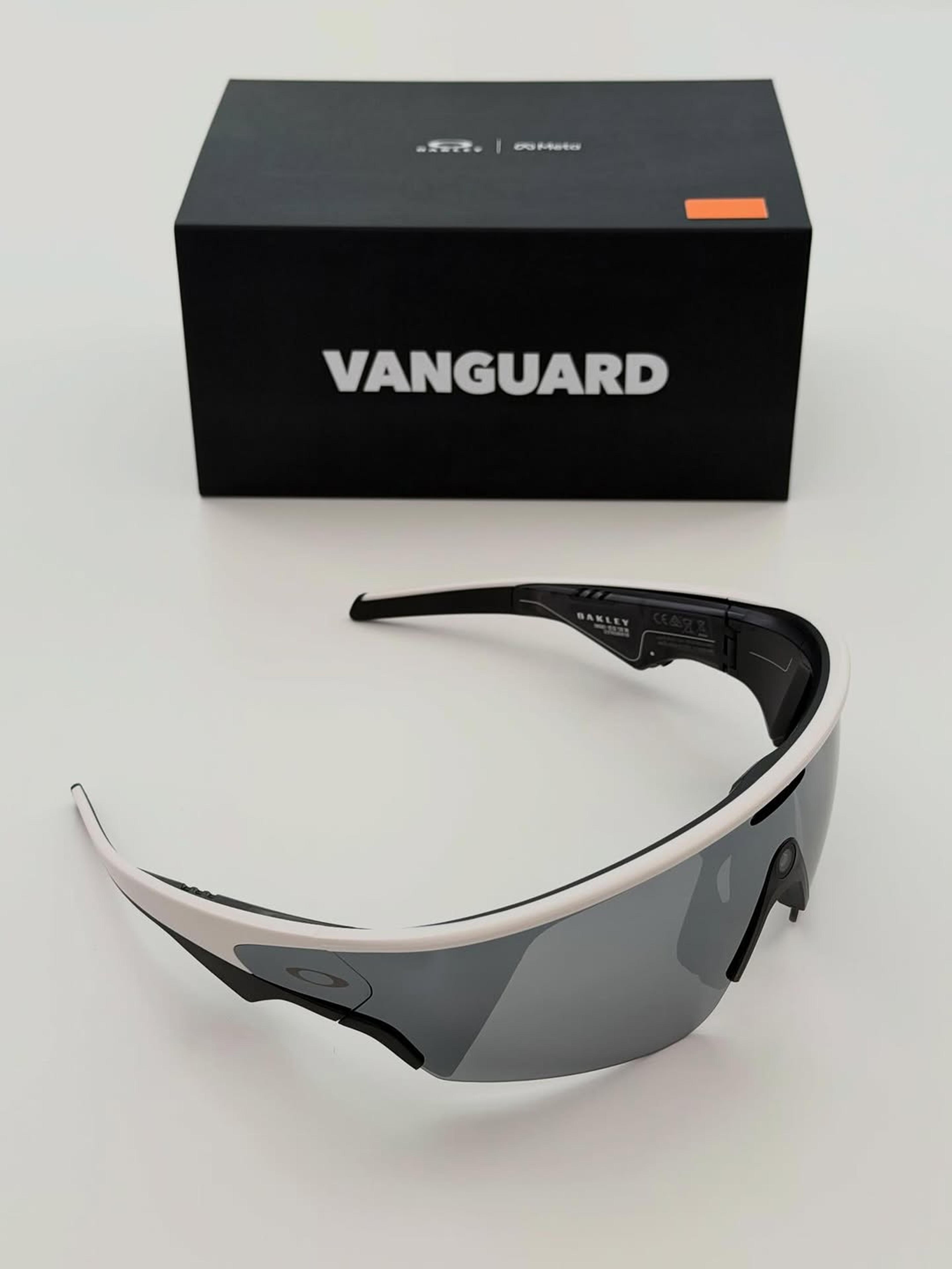 Oakley Meta Vanguard  view 5
