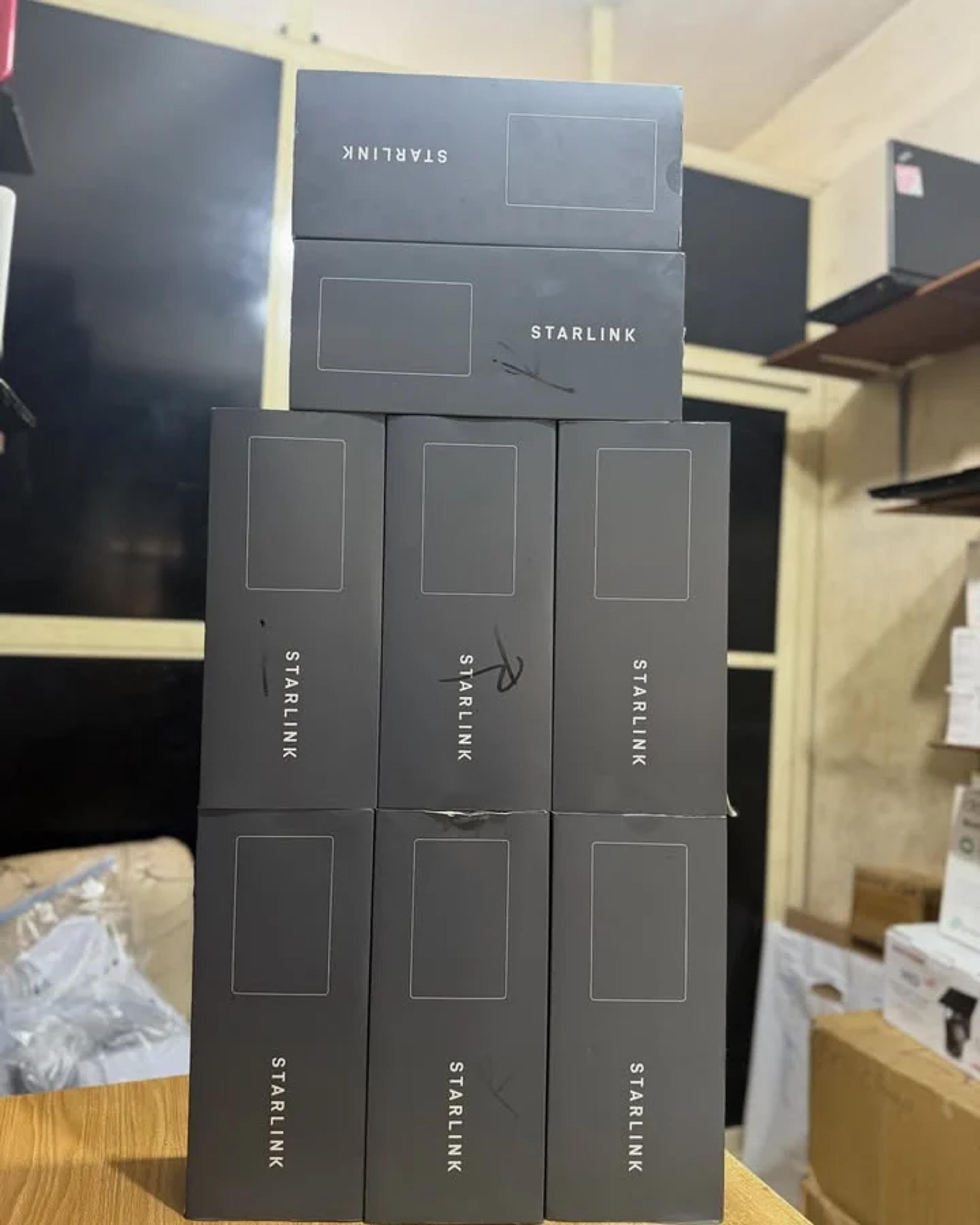 Starlink Mesh Router Gen 3 - view 3