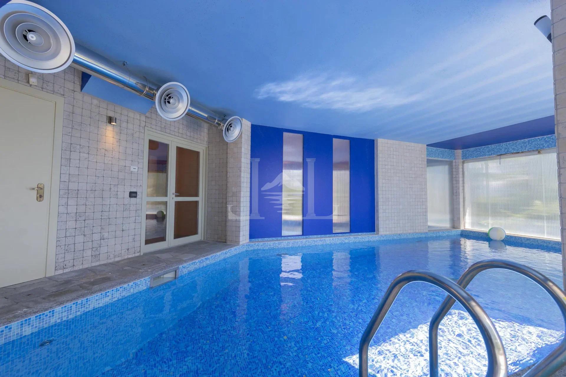 PISCINA OGGEBBIO