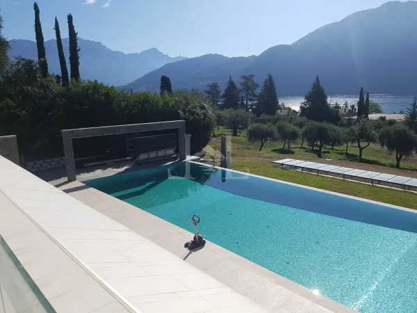 Il lusso di una tenuta privata sul Lago di Como - Immagine 11