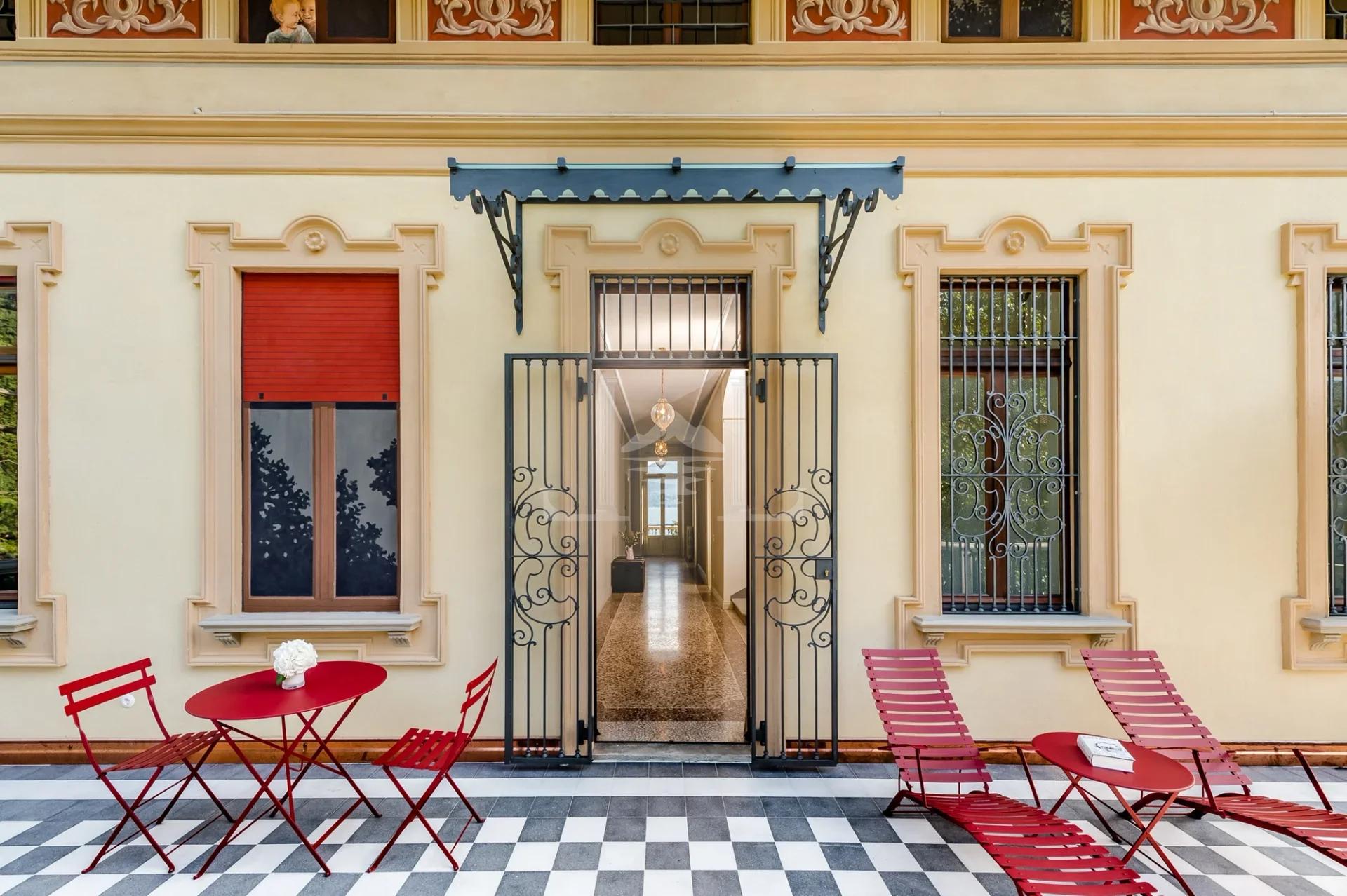Villa Historique Face au Lac avec Jardin et Piscine à Cannero Riviera - Image 24
