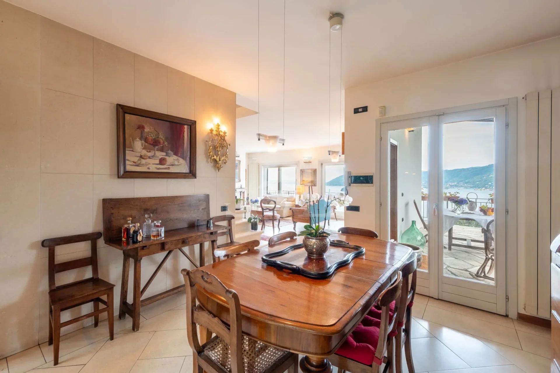 VILLA SUNA DINING AND PATIO