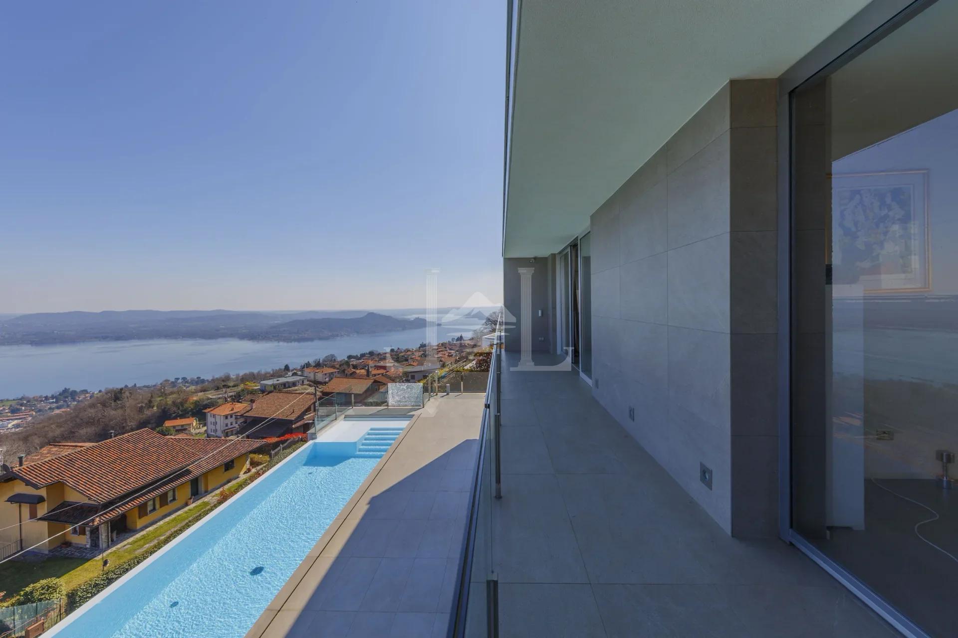 MASSINO BALCONY