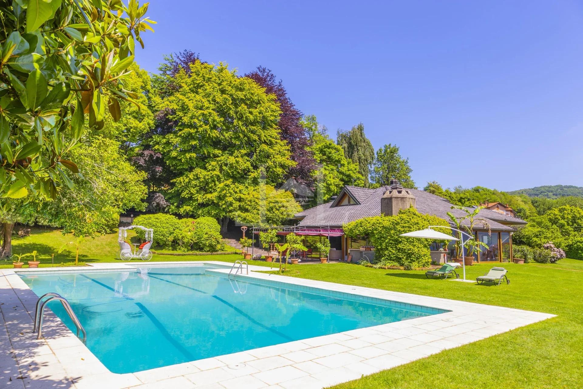 Villa con Piscina e Vista Lago Meravigliosa, Verbania, Lago Maggiore - Immagine 3