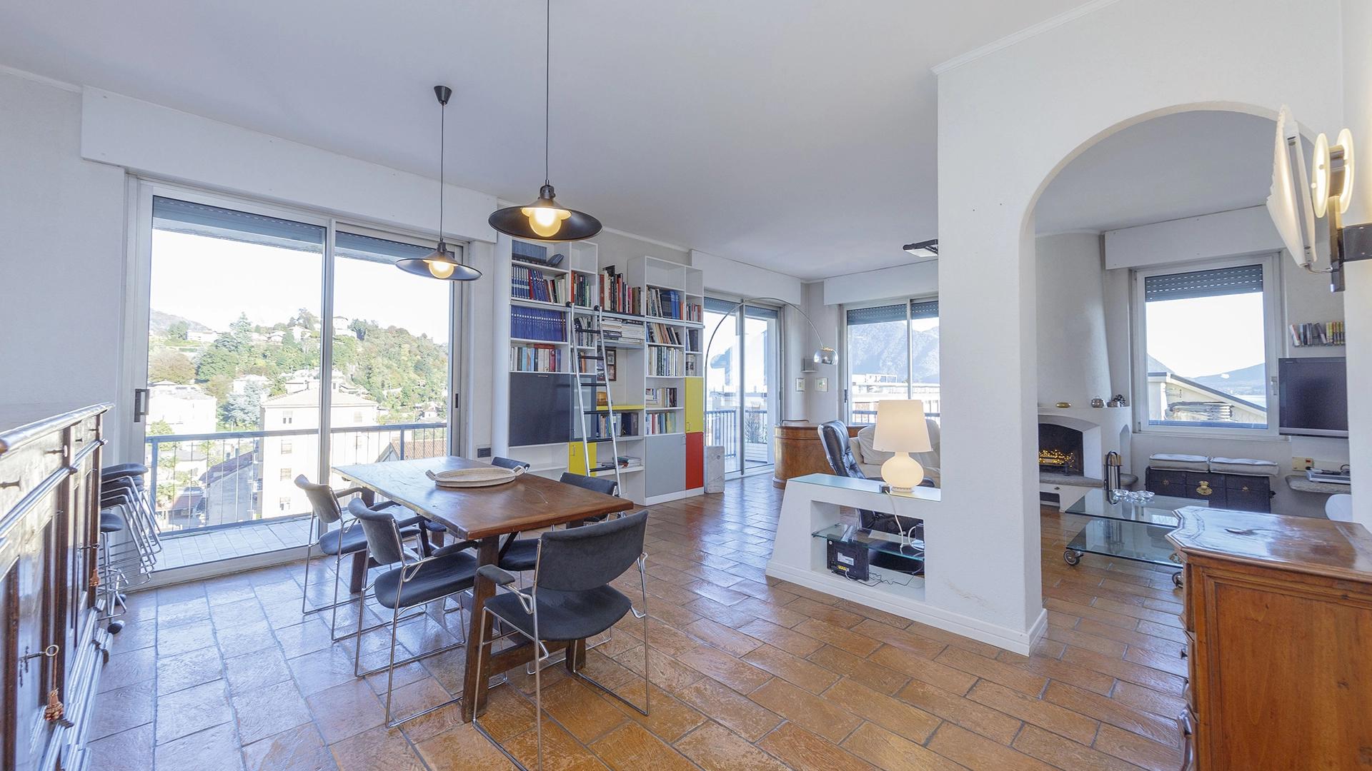 Elegante Attico nel Centro Storico di Verbania