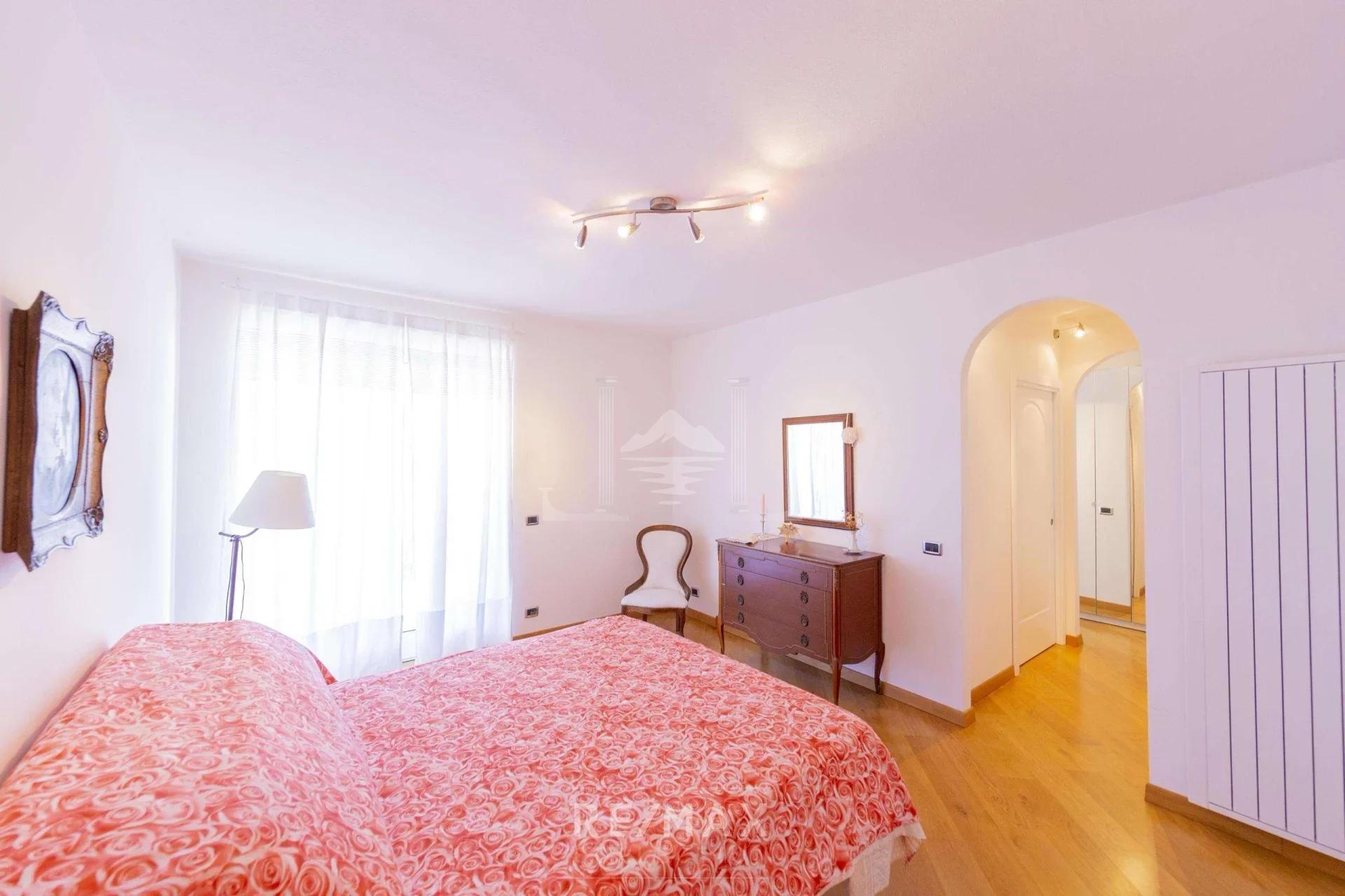 Villa del Sole, Pian di Sole, Premeno: Vrijstaande Villa met Tuin, Lago Maggiore, Uitzicht op het Meer, Prestige