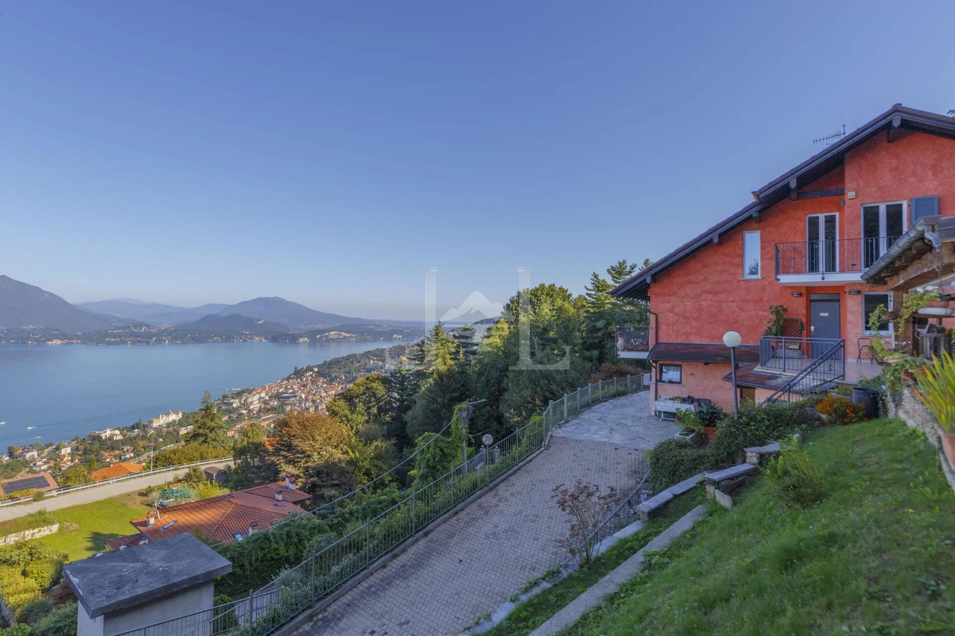 luxury-villa-with-view-on-borromean-islands-stresa-lake-maggiore