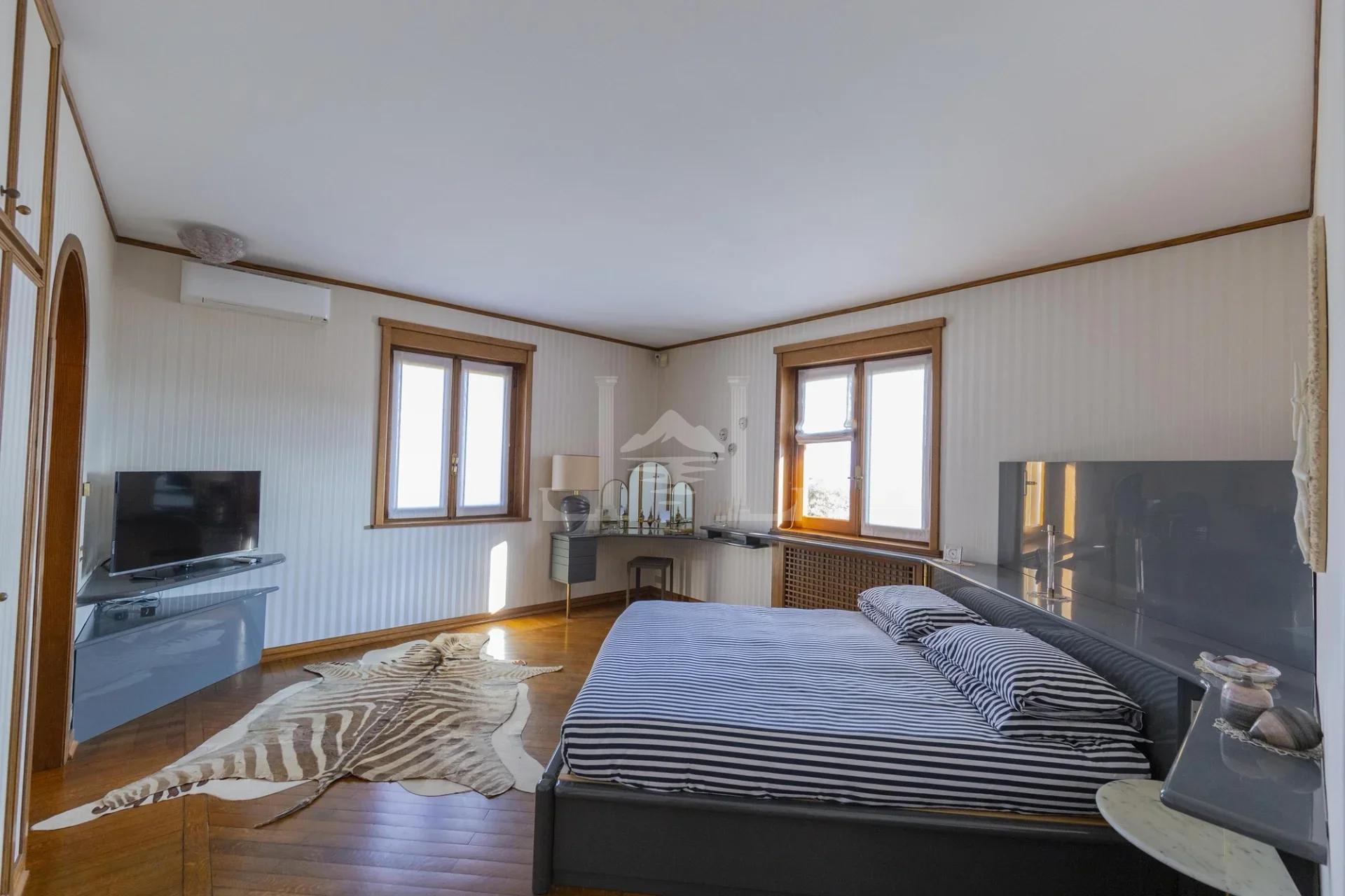 Villa con Piscina e Vista Lago Meravigliosa, Verbania, Lago Maggiore - Immagine 14