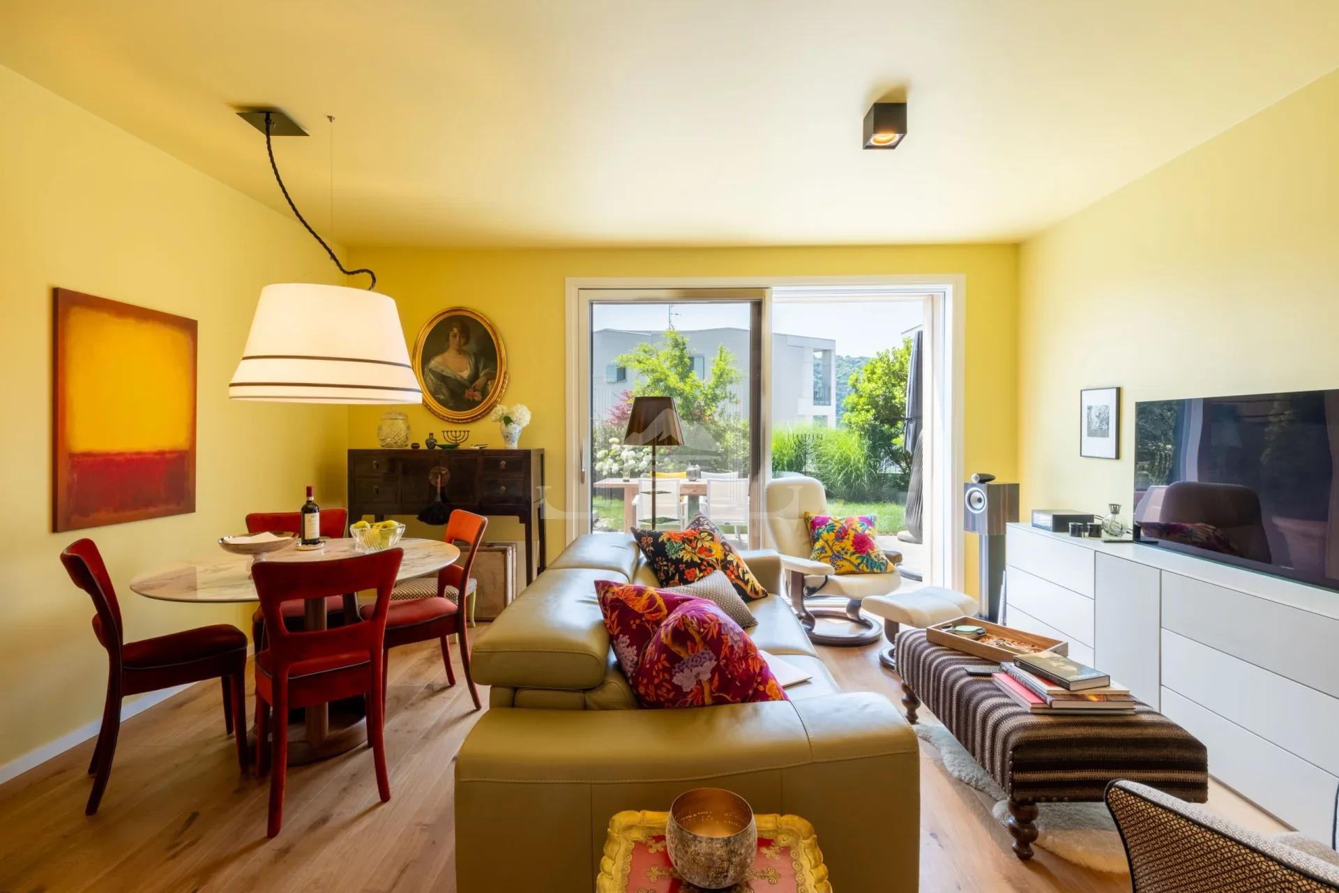 APT LAVENO LIVING 2
