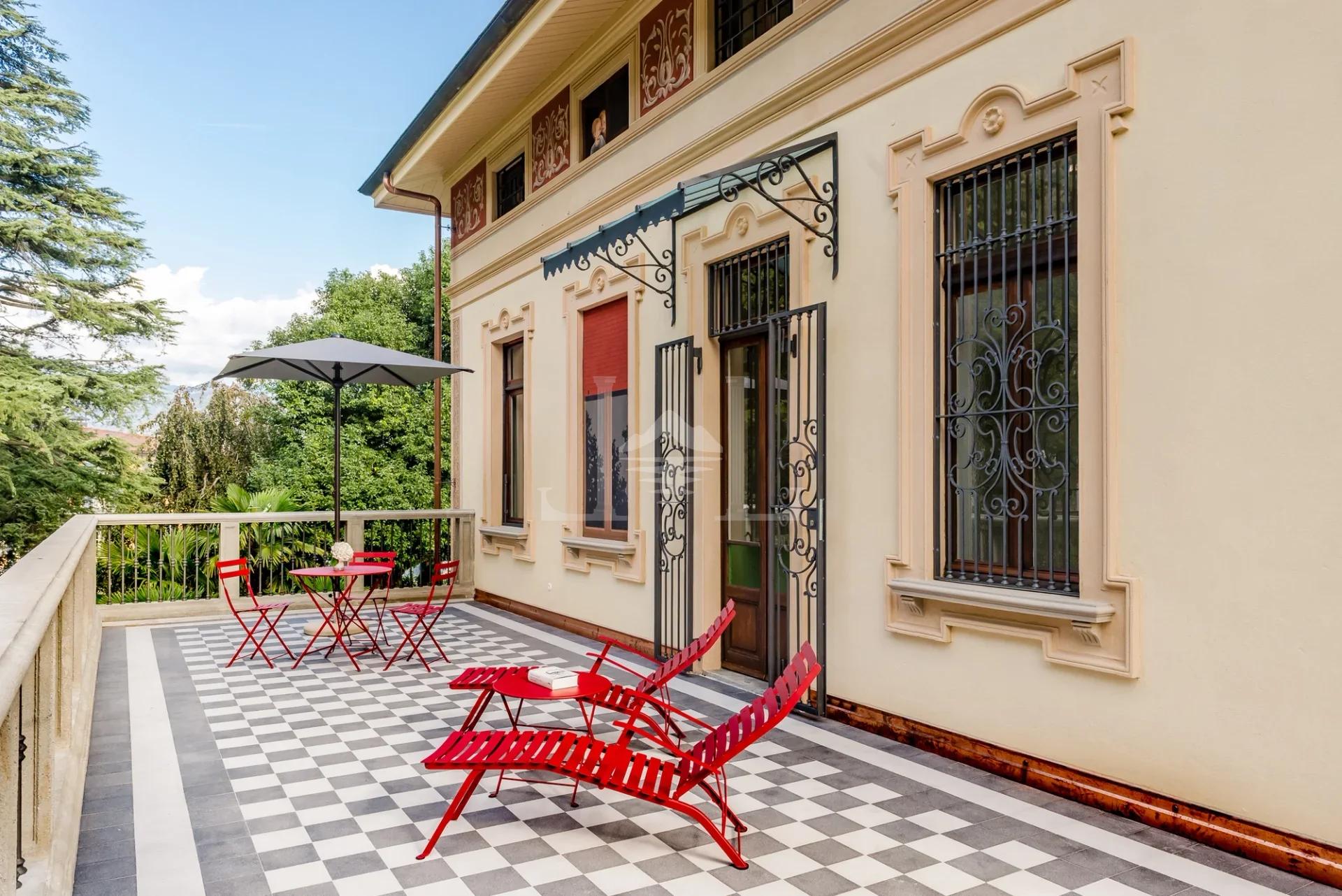 Villa Historique Face au Lac avec Jardin et Piscine à Cannero Riviera - Image 23