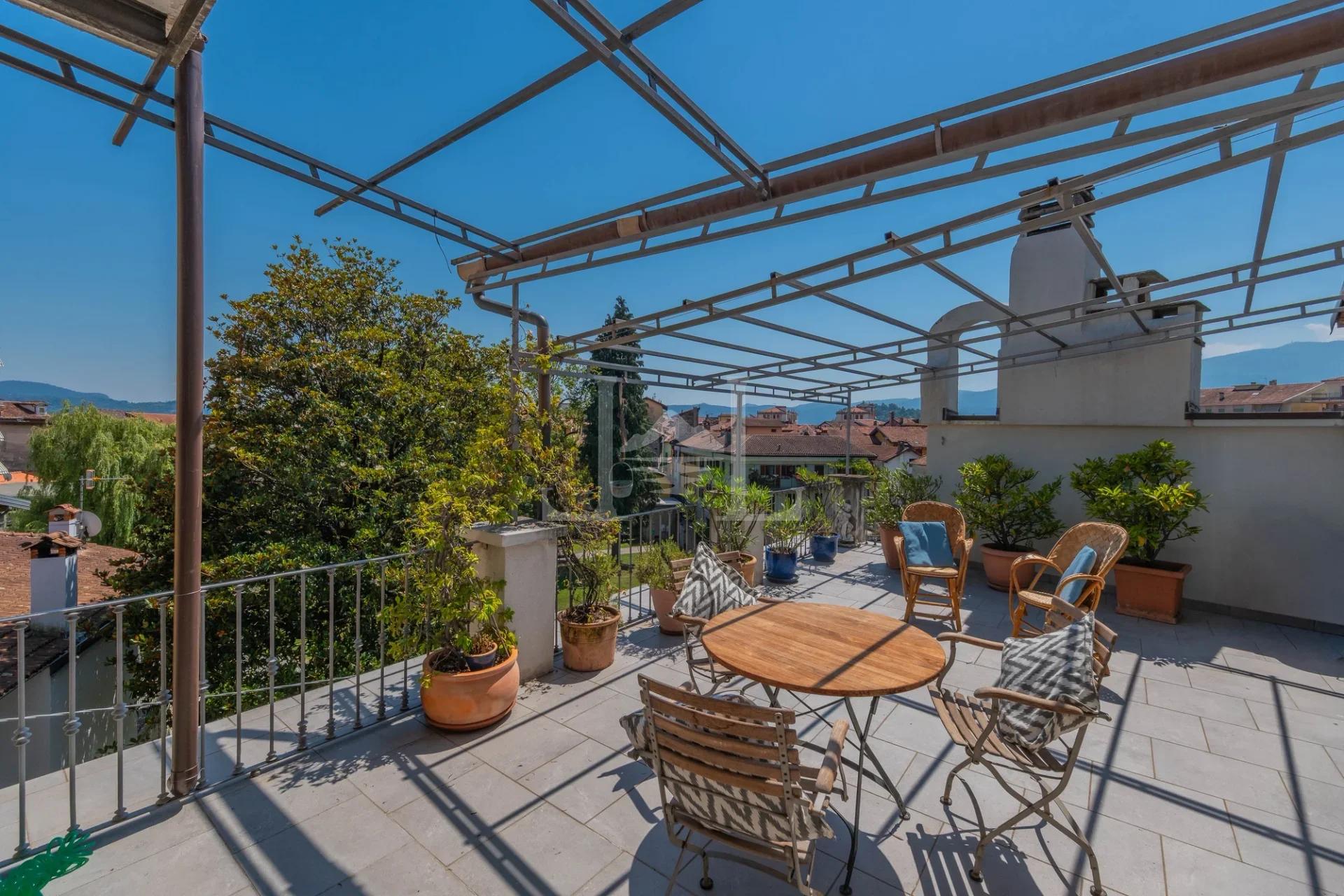 Apartment in Centro Intra - Terrace 1
