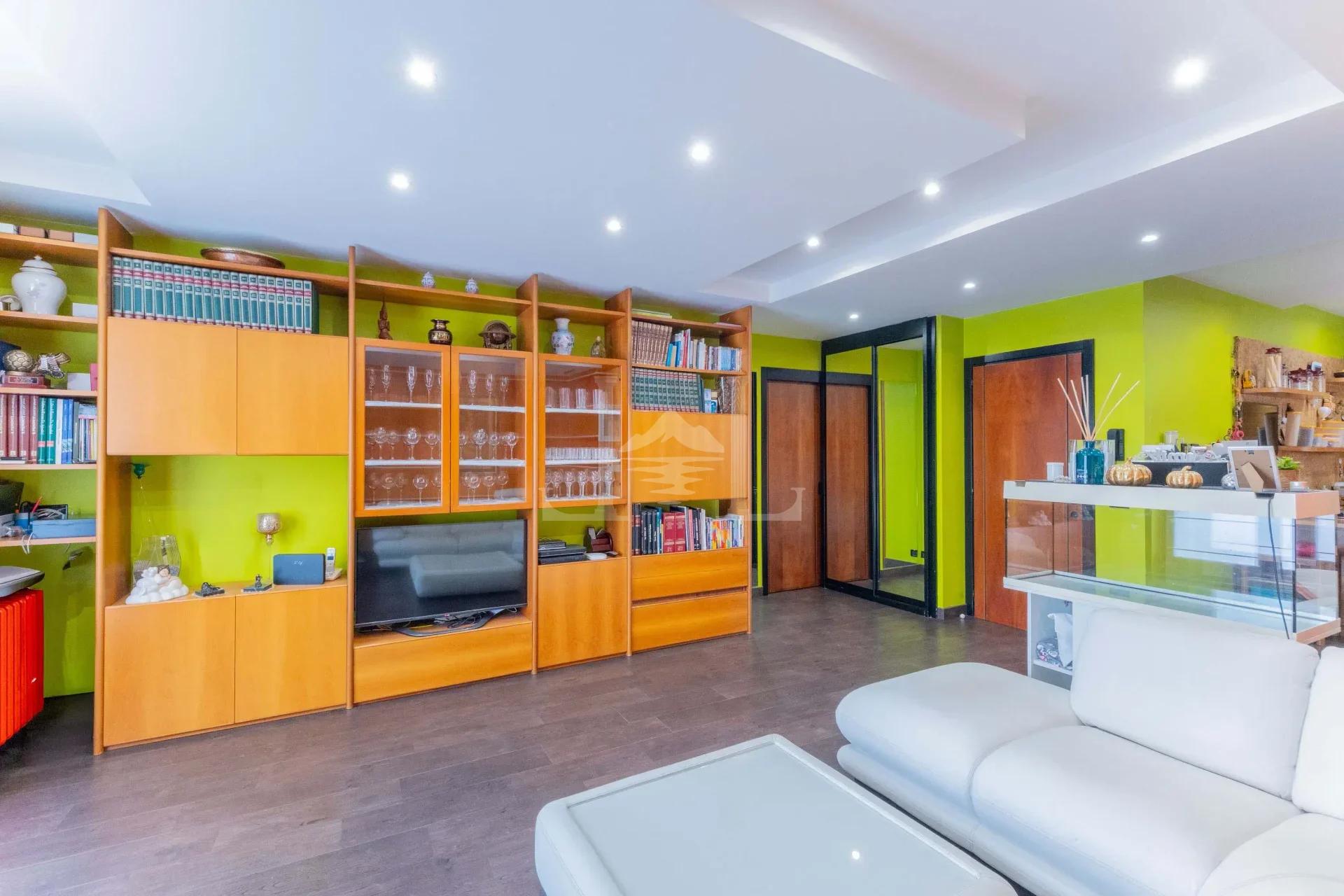 SALA2