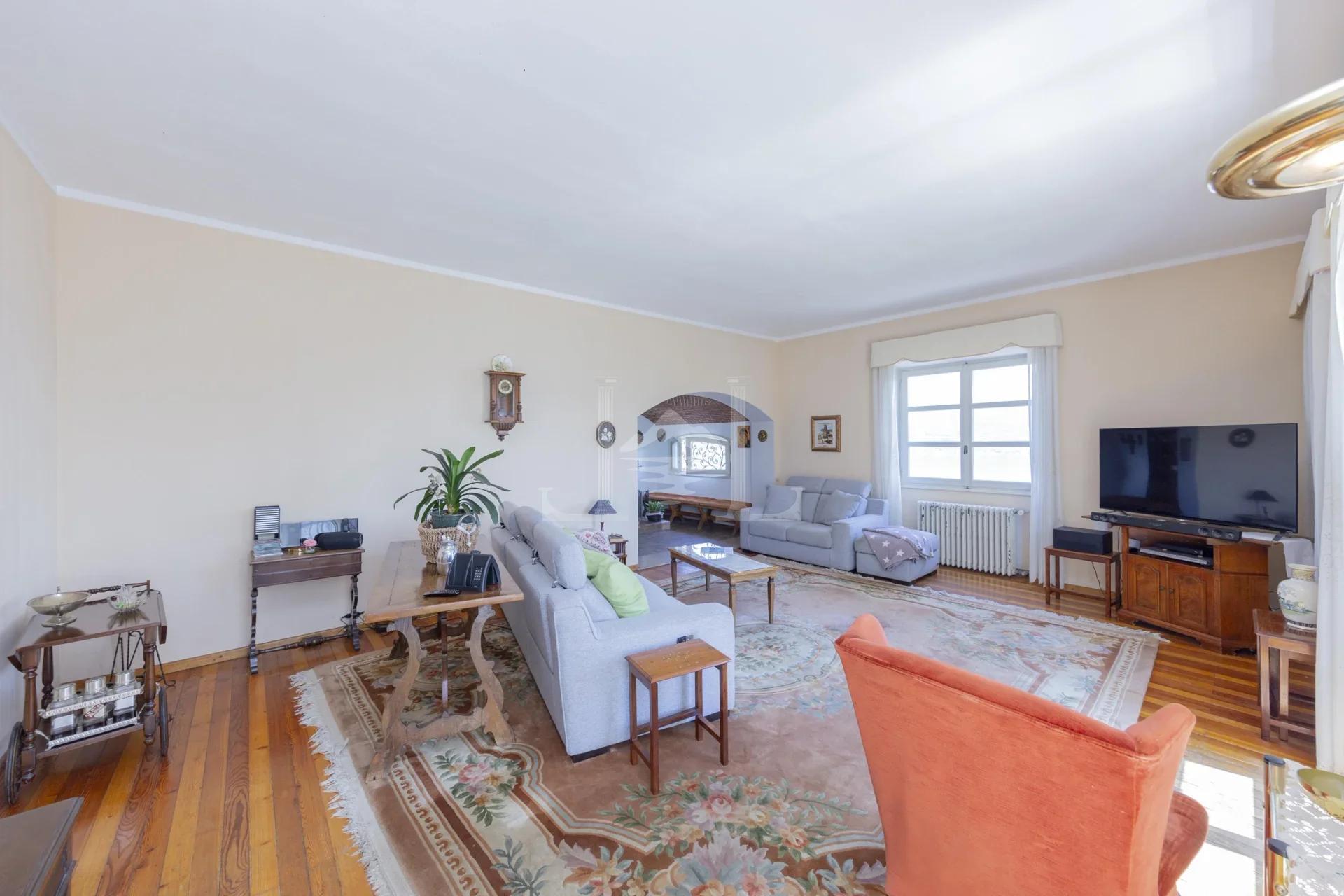 LIVING ROOM VILLA 1