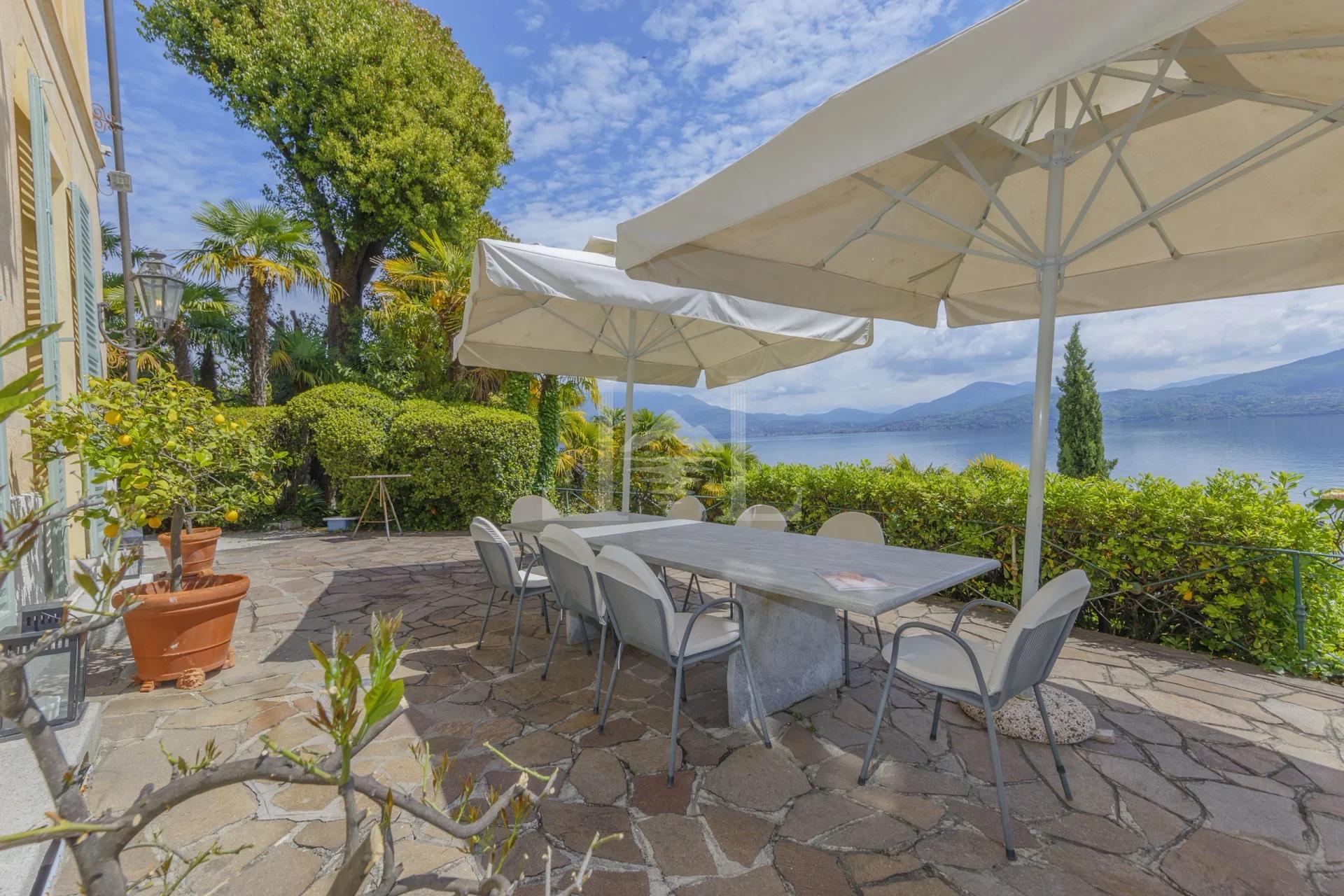 TERRACE AND LAKE VR