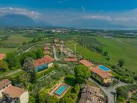 Villa de Prestige avec Vue Époustouflante sur le Lago di Garda